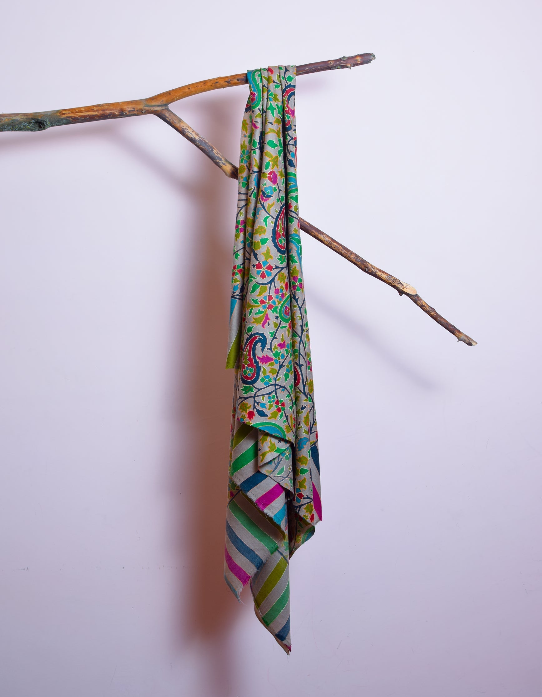 Multicolour Kani Pattern Handwoven Detailed Embroidery Cashmere Pashmina Shawl