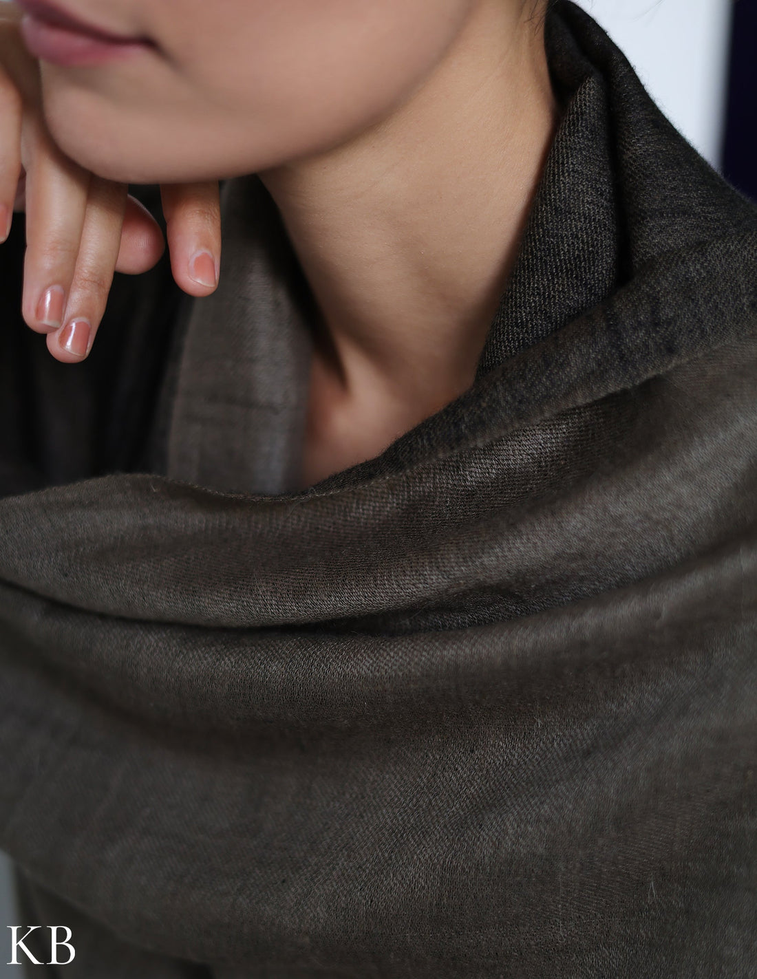 Grey-Olive Black Handwoven Reversible Cashmere Pashmina Stole