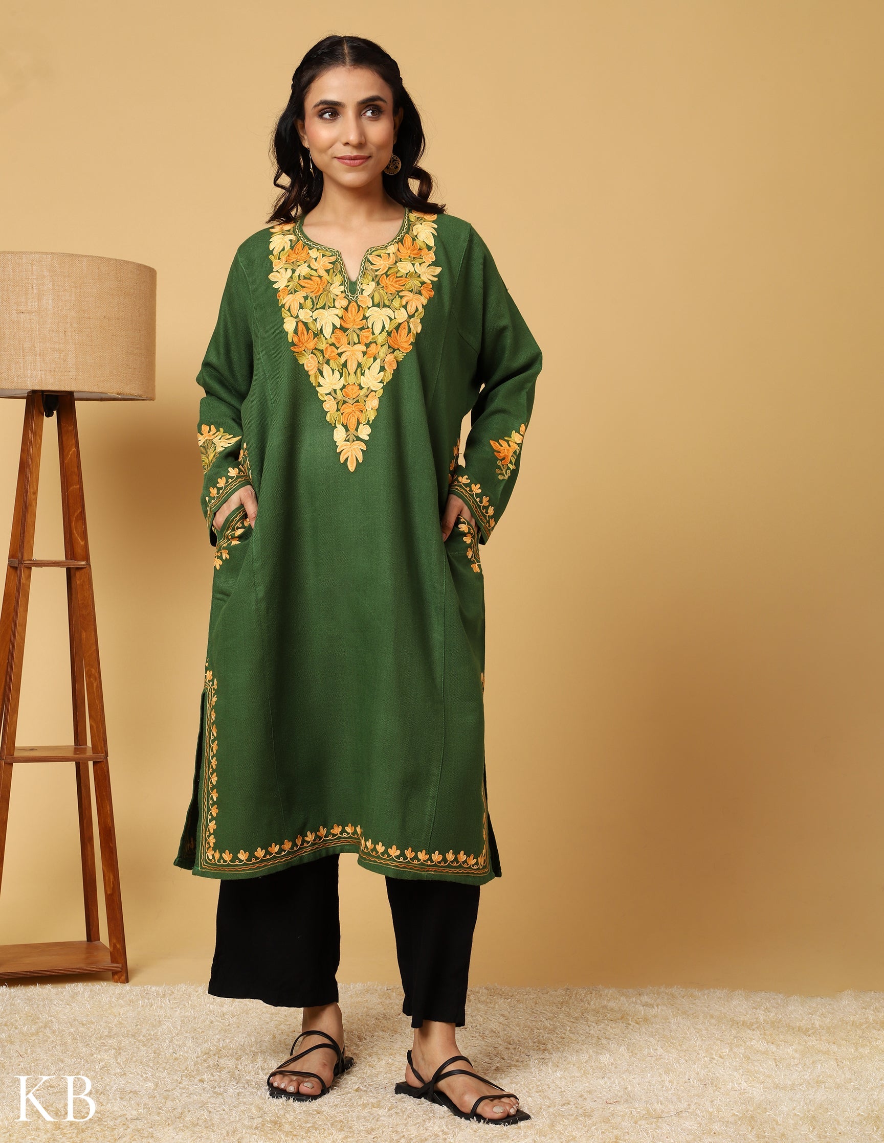 Green Aari Embroidered Fine Cashmilon Phiran - Kashmir Box