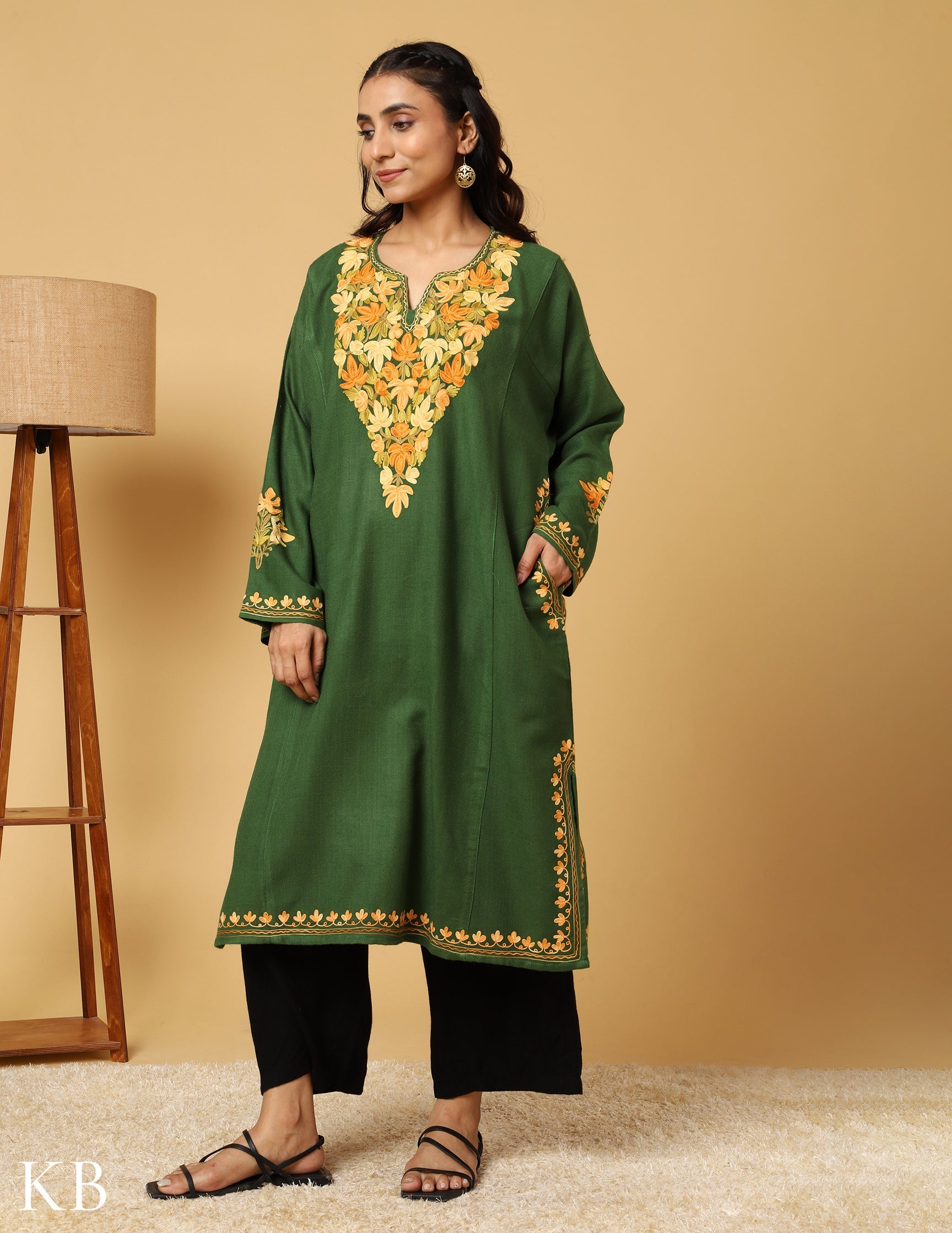 Green Aari Embroidered Fine Cashmilon Phiran - Kashmir Box