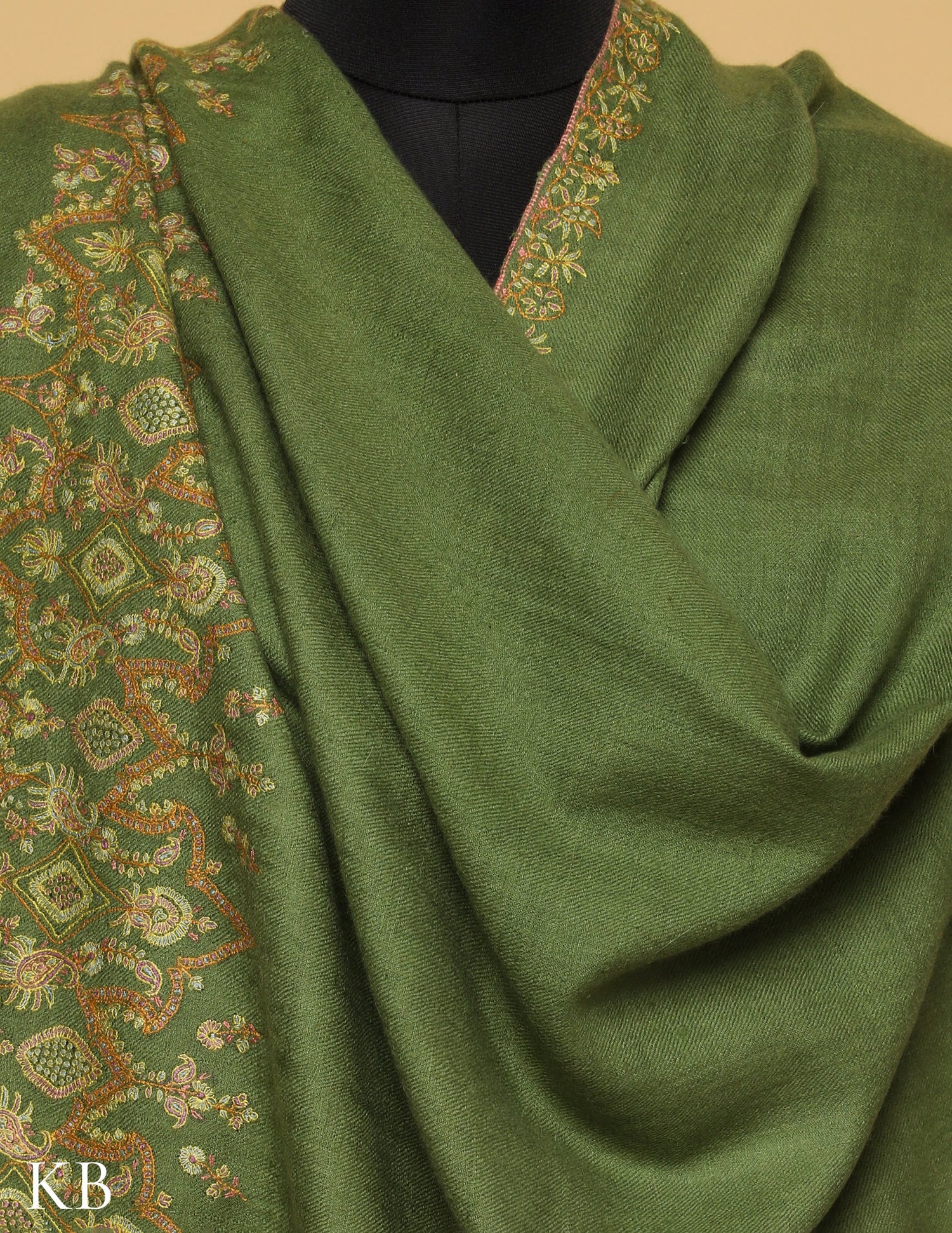 Mint Green Sozni Embroidered GI Pashmina Shawl - Kashmir Box