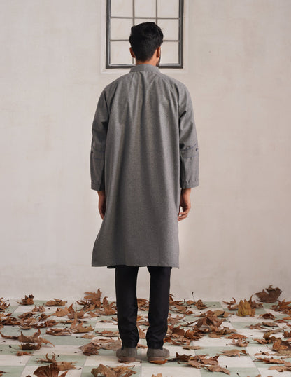 Grey Chinese Collar Long Coat-Style Men’s Phiran – Kashmiri Tweed Winter Pheran | AAGAZ
