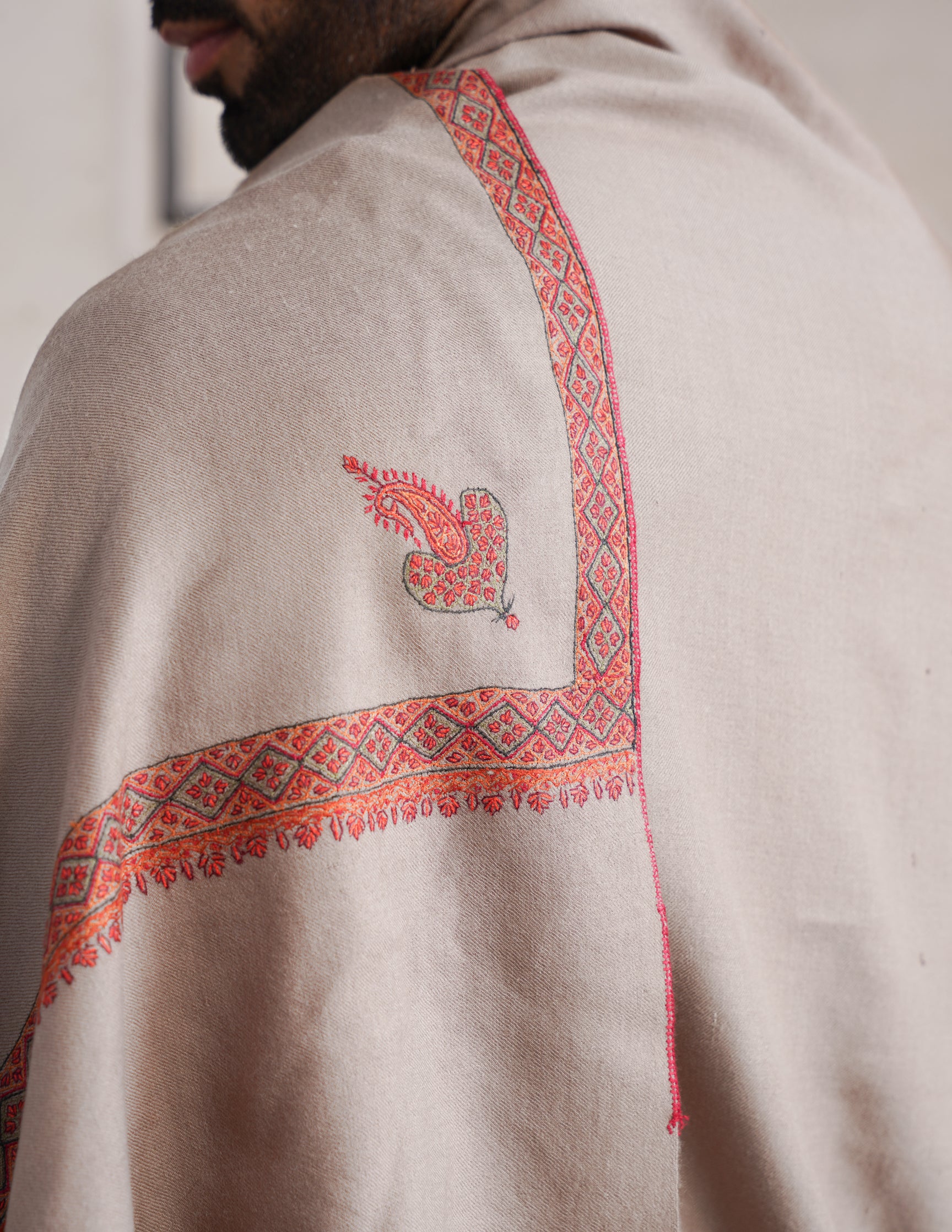 Haashidar Pashmina Shawl – Natural (Multicolour Sozni)