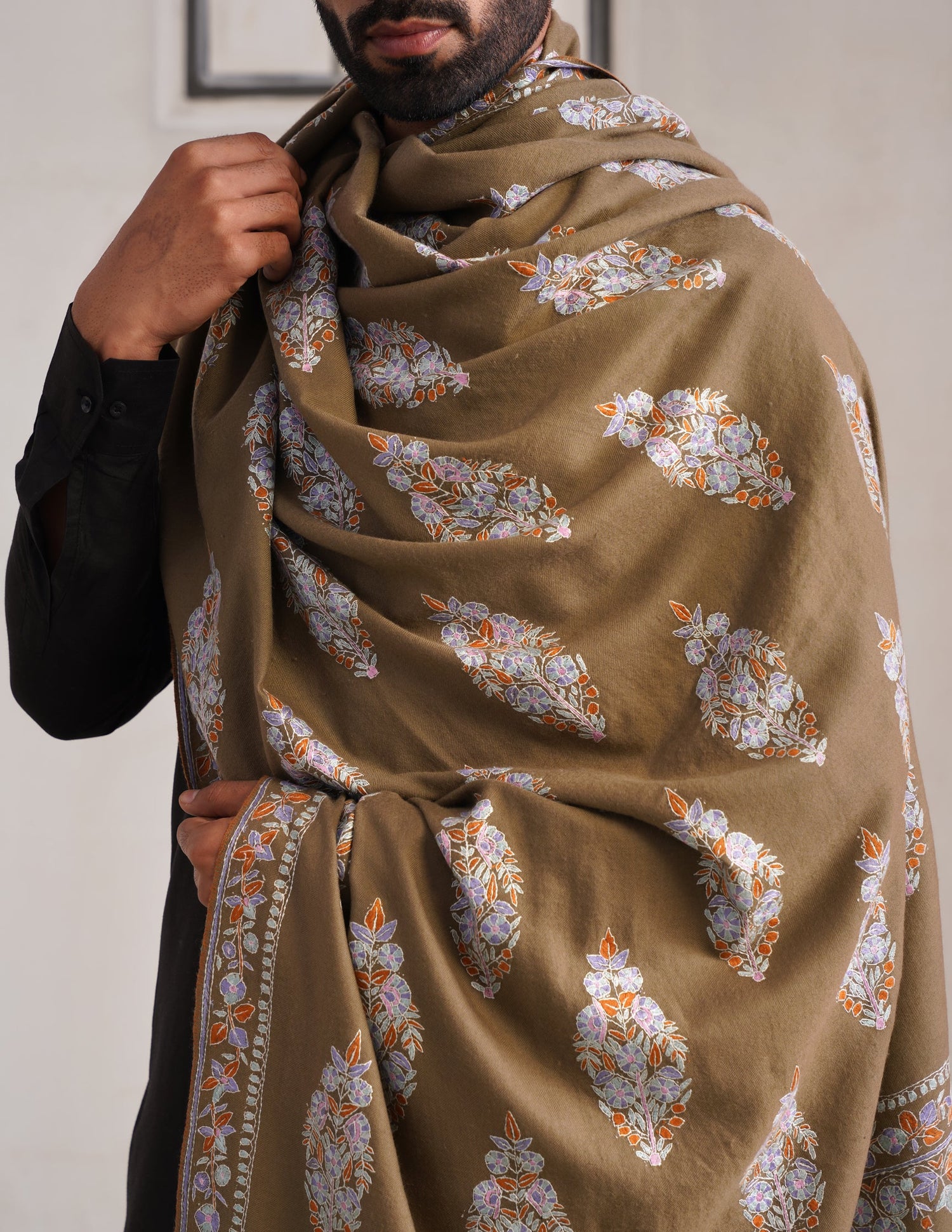 Bootidar Pashmina Shawl – Natural (Multicolour Sozni)