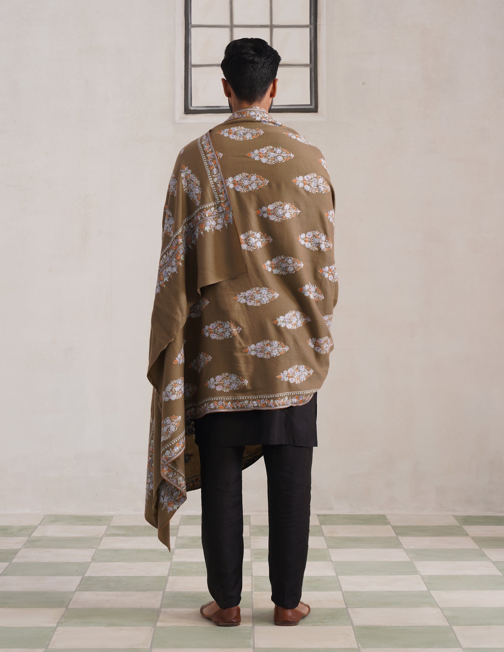 Bootidar Pashmina Shawl – Natural (Multicolour Sozni)