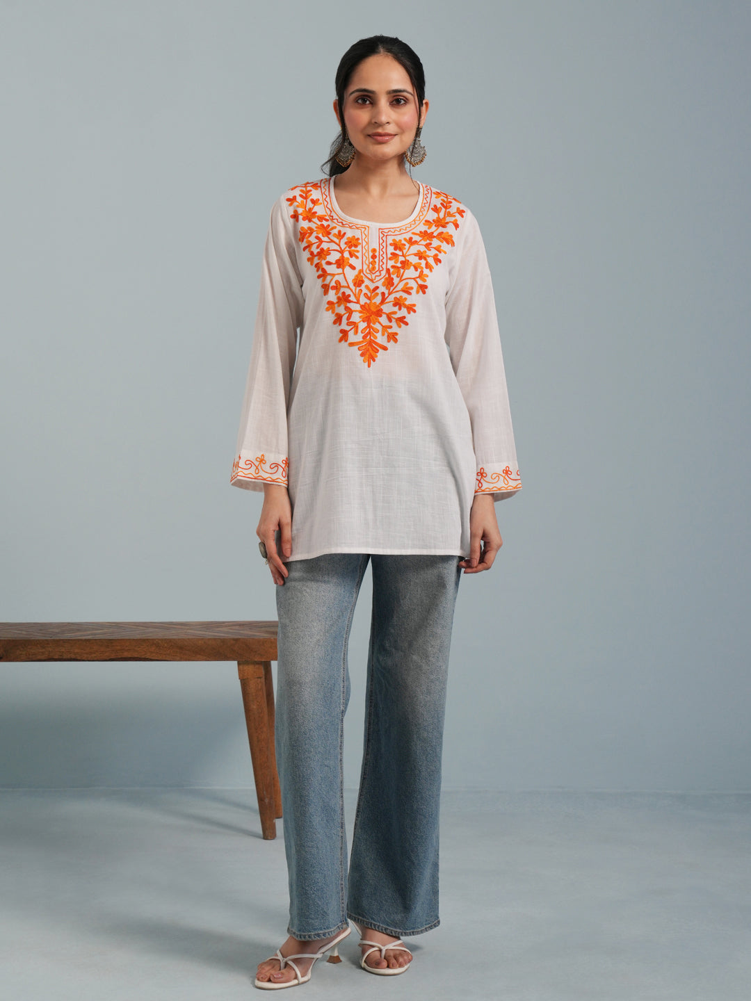 White Kashmiri Aari Embroidered Rayon Kurta