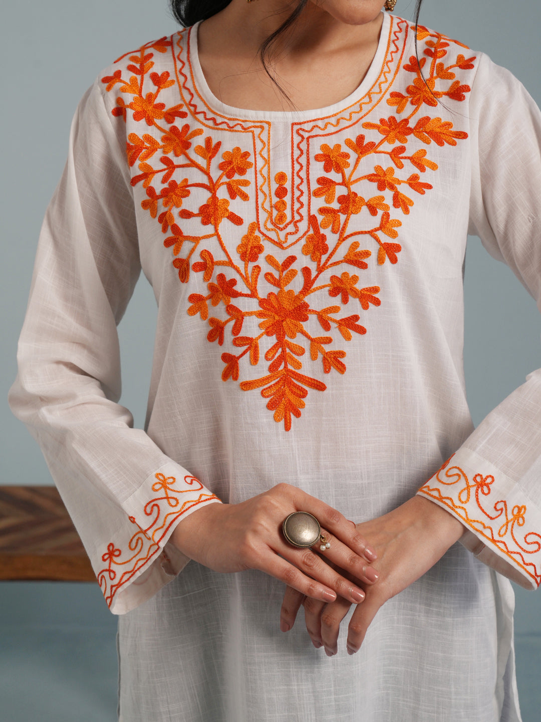 White Kashmiri Aari Embroidered Rayon Kurta