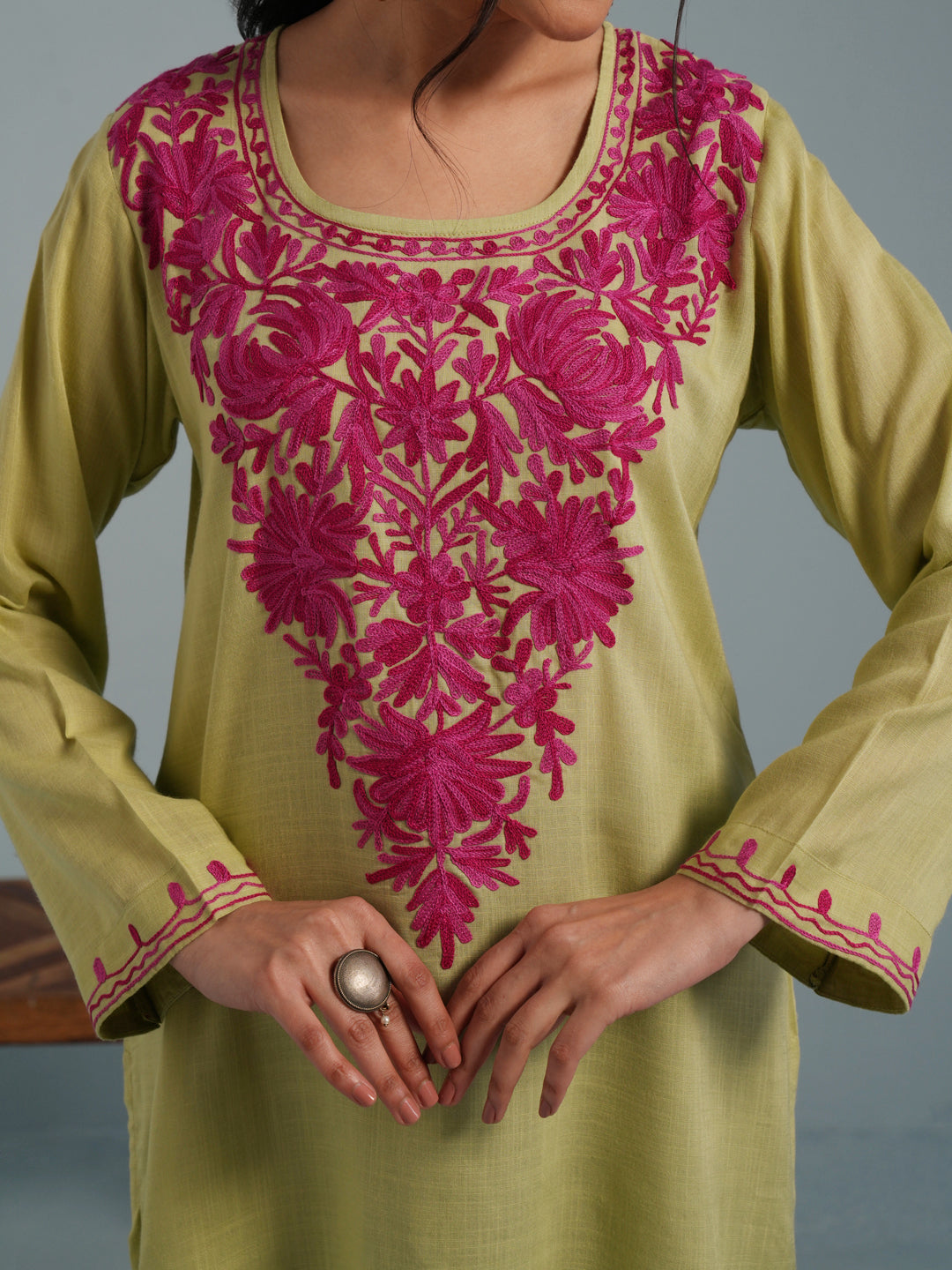 Light Green Kashmiri Aari Embroidered Rayon Kurta