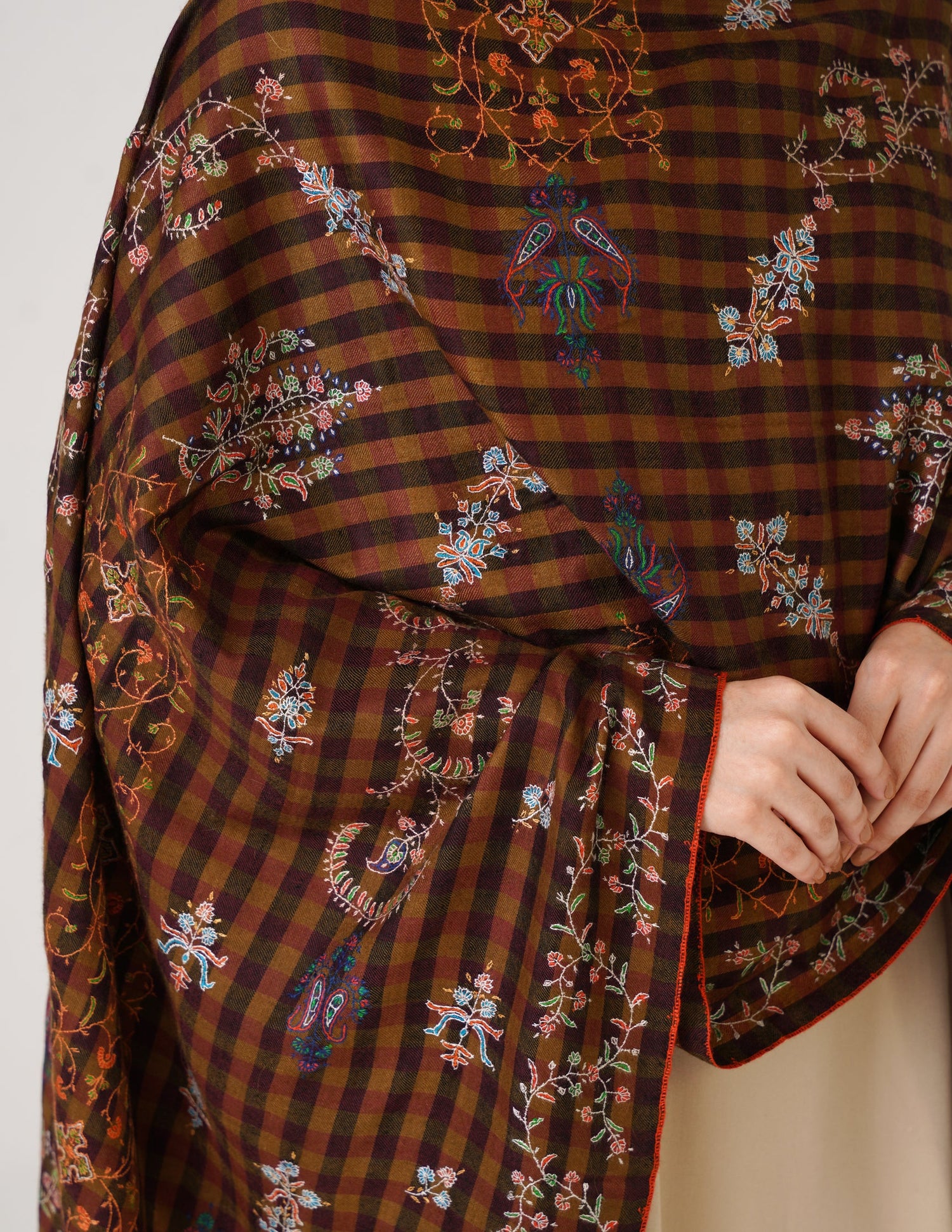 Kashmiri Handwoven Pashmina Sozni Stole Striped Modern – Mustard &amp; Black | Handwoven Heritage