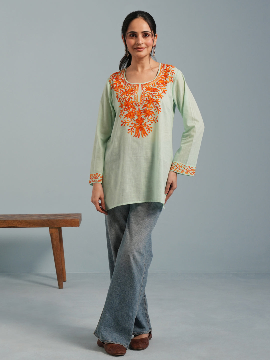 Light Green Kashmiri Aari Embroidered Rayon Kurta