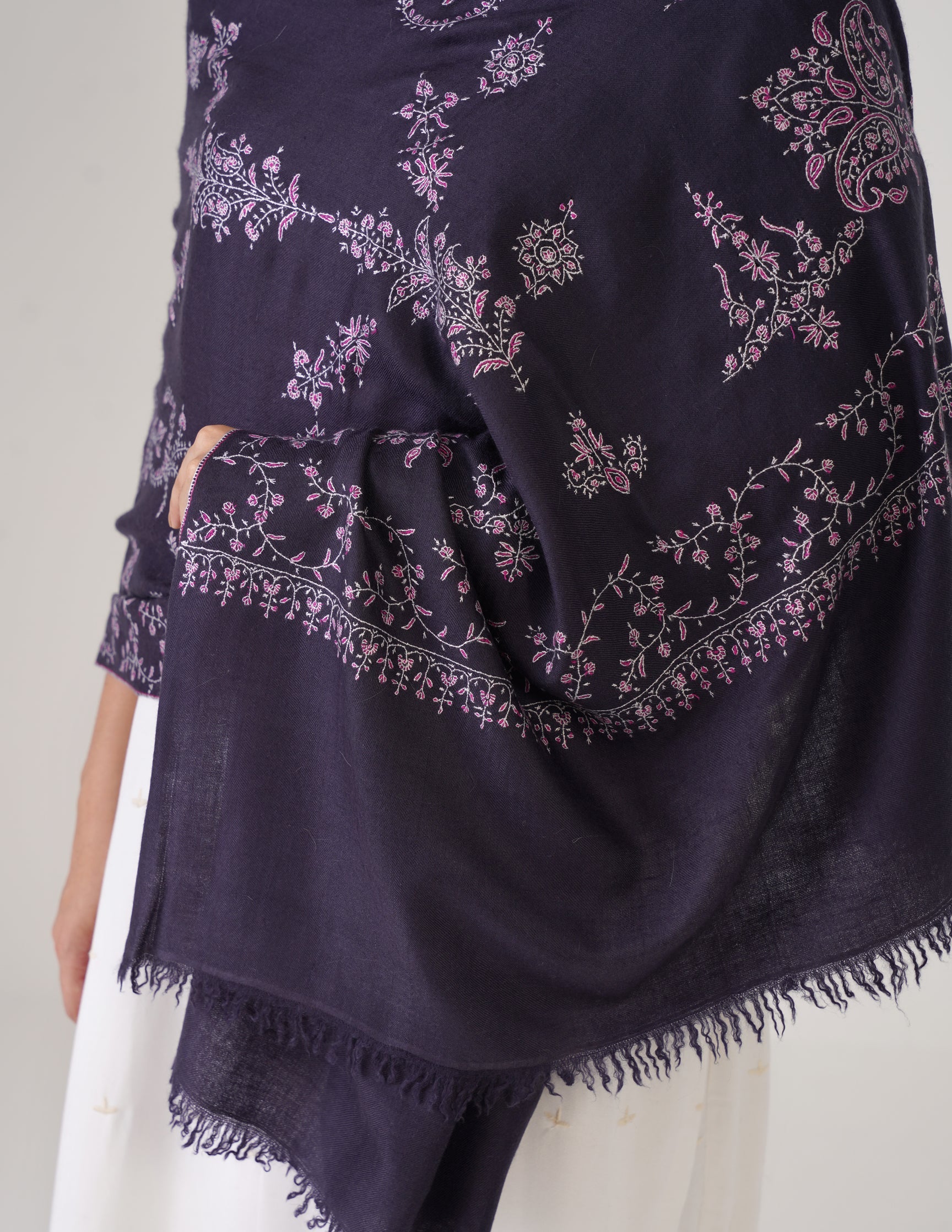 Kashmiri Handwoven Pashmina Sozni Stole Modern Design – Charcoal Grayish Blue | Handwoven Heritage - Kashmir Box
