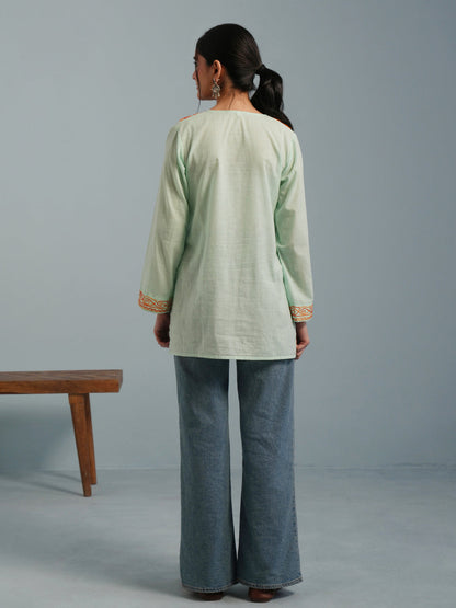 Light Green Kashmiri Aari Embroidered Rayon Kurta