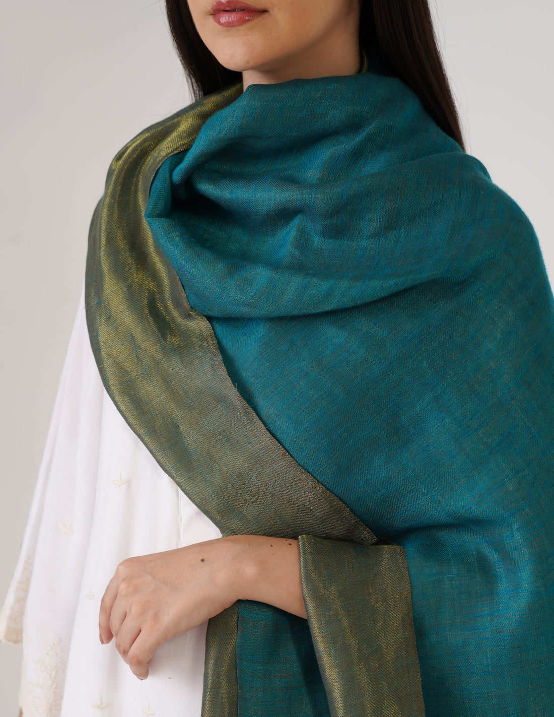 Kashmiri Handwoven Pashmina Reversible Stole – Turkish Blue &amp; Metallic Golden | Handwoven Heritage