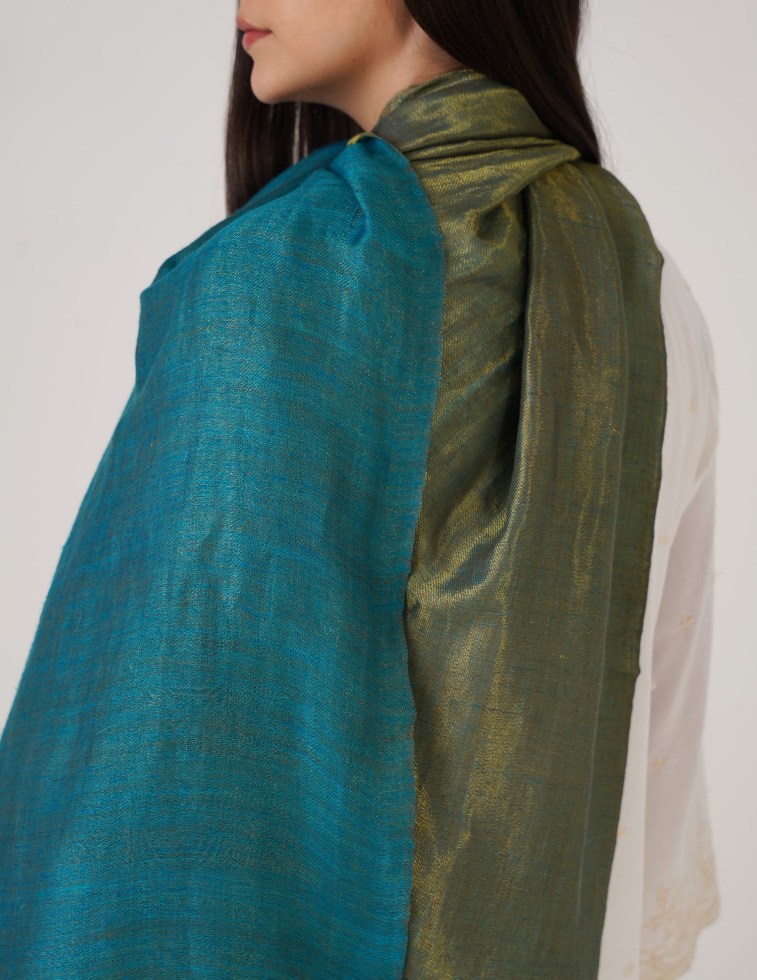 Kashmiri Handwoven Pashmina Reversible Stole – Turkish Blue &amp; Metallic Golden | Handwoven Heritage