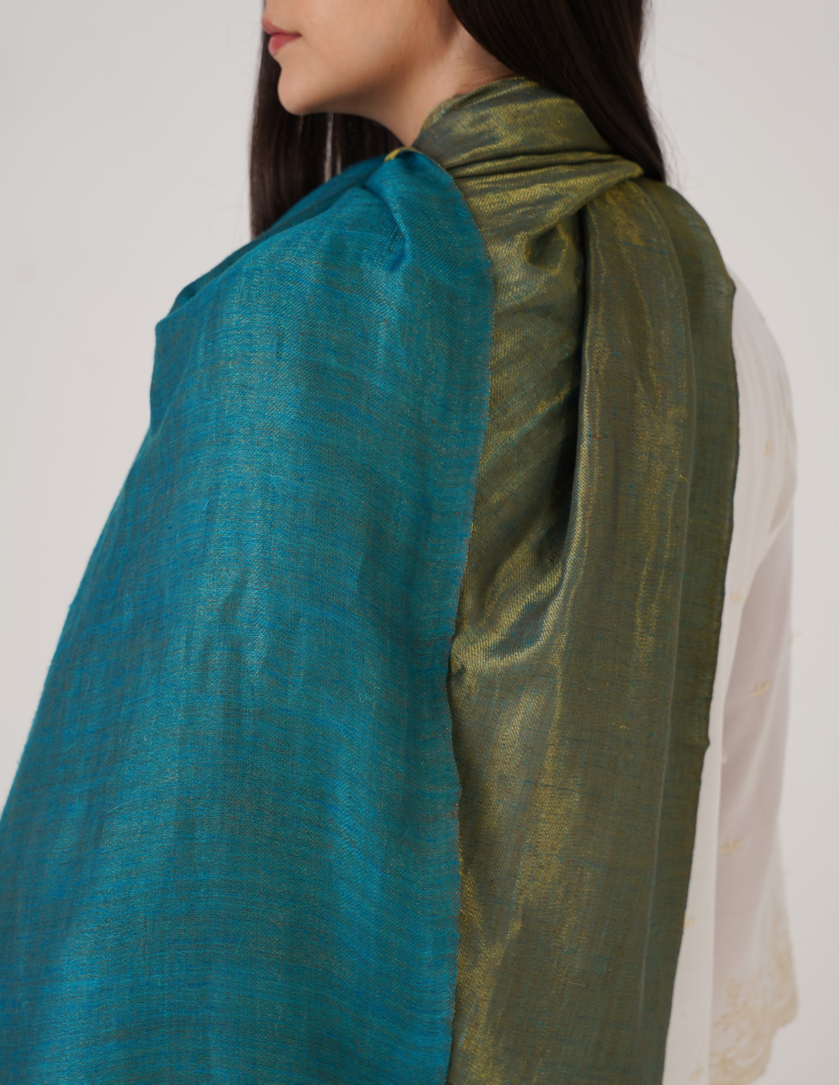Kashmiri Handwoven Pashmina Reversible Stole – Turkish Blue &amp; Metallic Golden | Handwoven Heritage