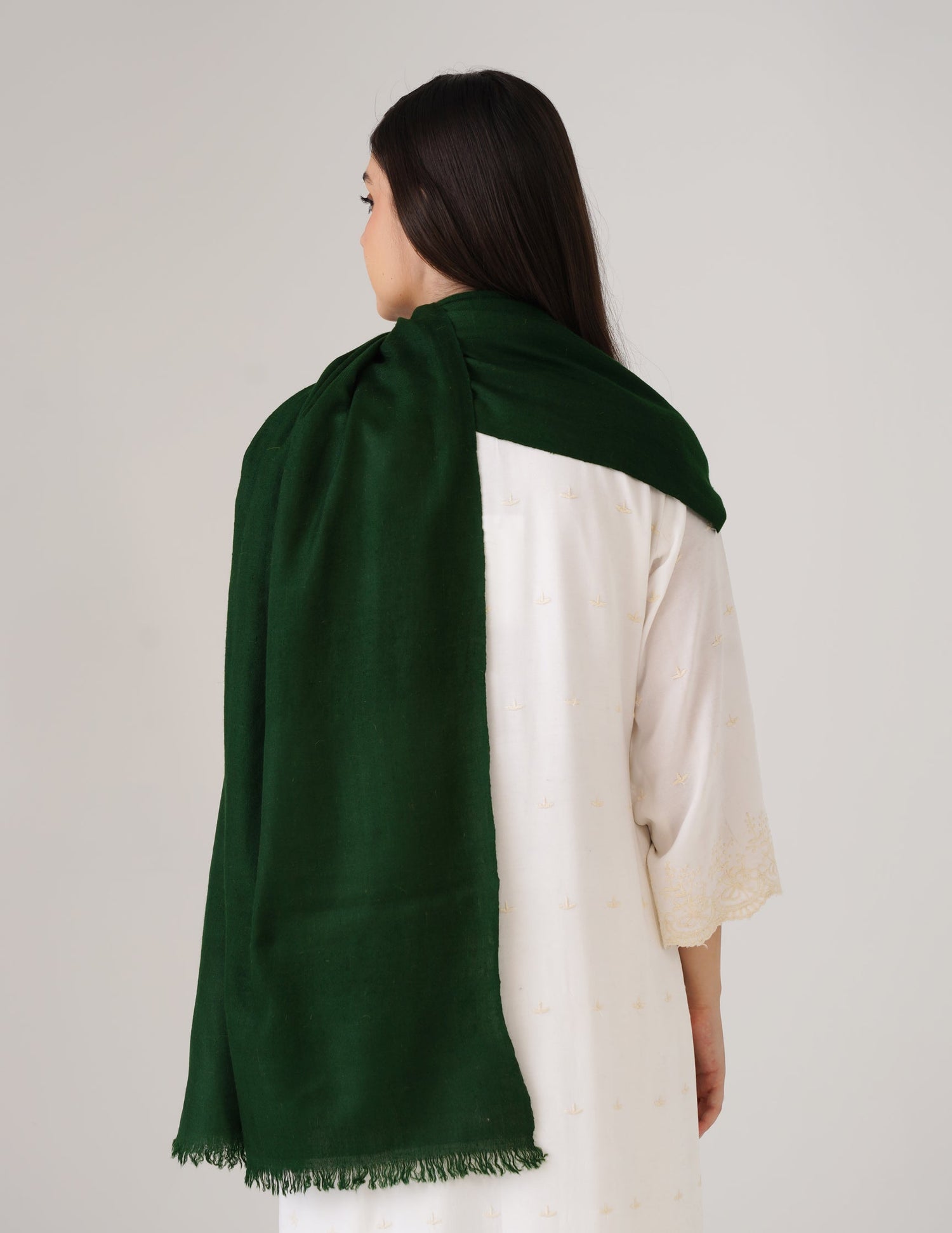Kashmiri Handwoven Solid Cashmere Pashmina Shawl – Bottle Green | Handwoven Heritage