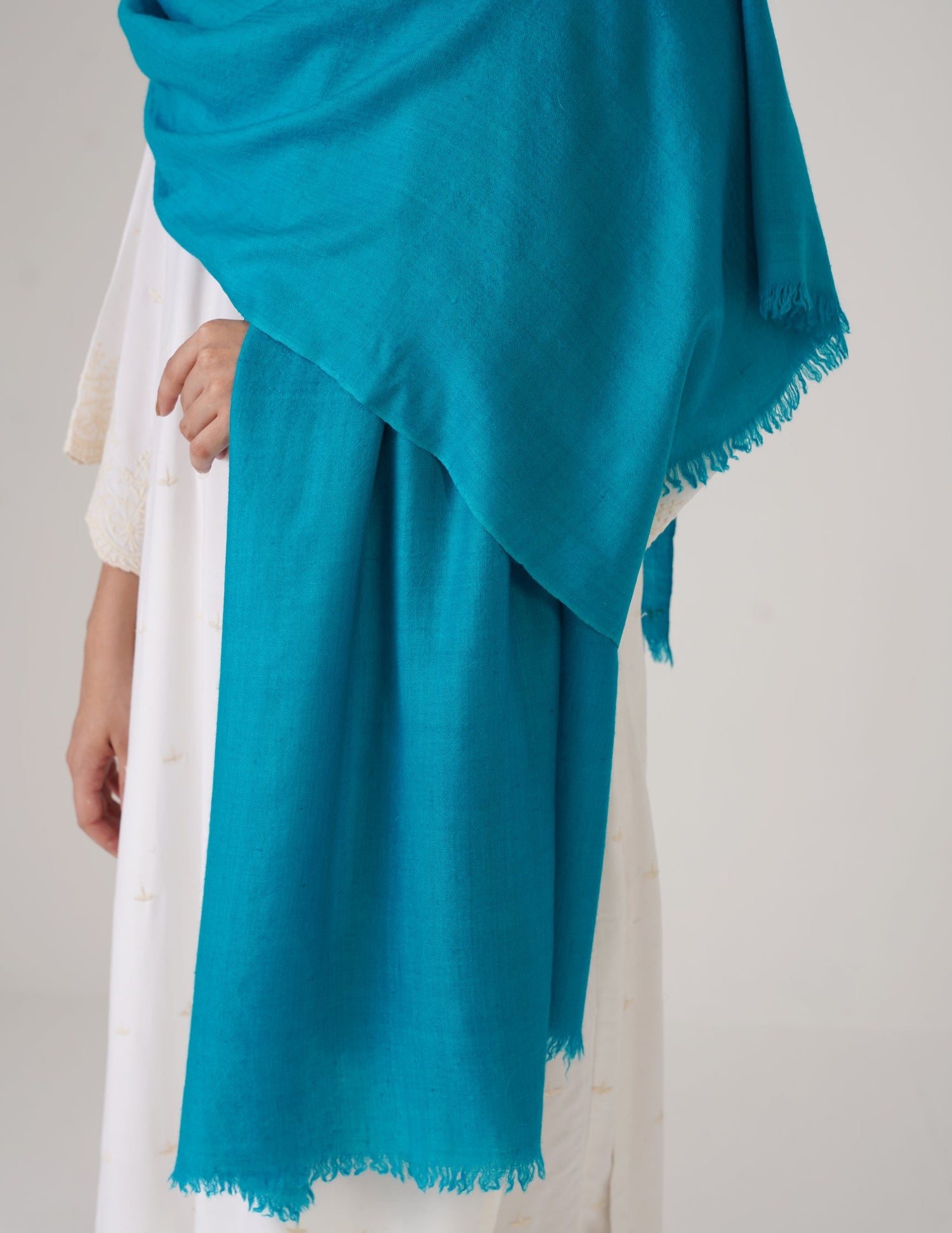 Kashmiri Handwoven Solid Cashmere Pashmina Shawl – Turquoise Blue | Handwoven Heritage