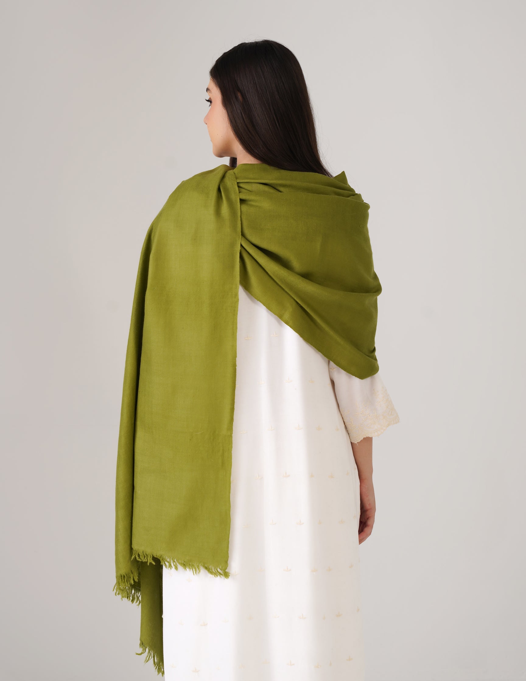 Kashmiri Handwoven Solid Cashmere Pashmina Shawl – Olive Green | Handwoven Heritage
