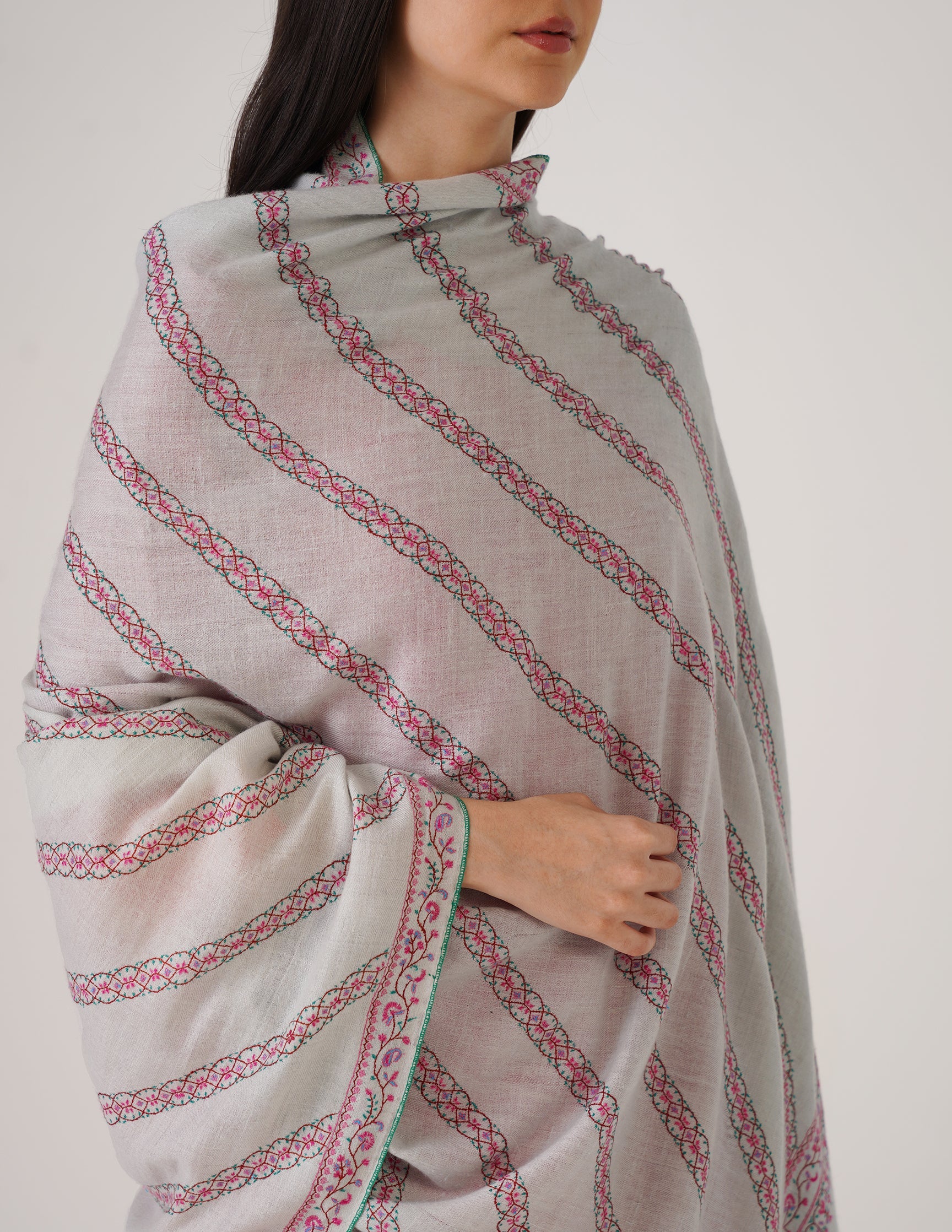 Kashmiri Handwoven Pashmina Sozni Shawl Khatiraas – Light Grey | Handwoven Heritage - Kashmir Box