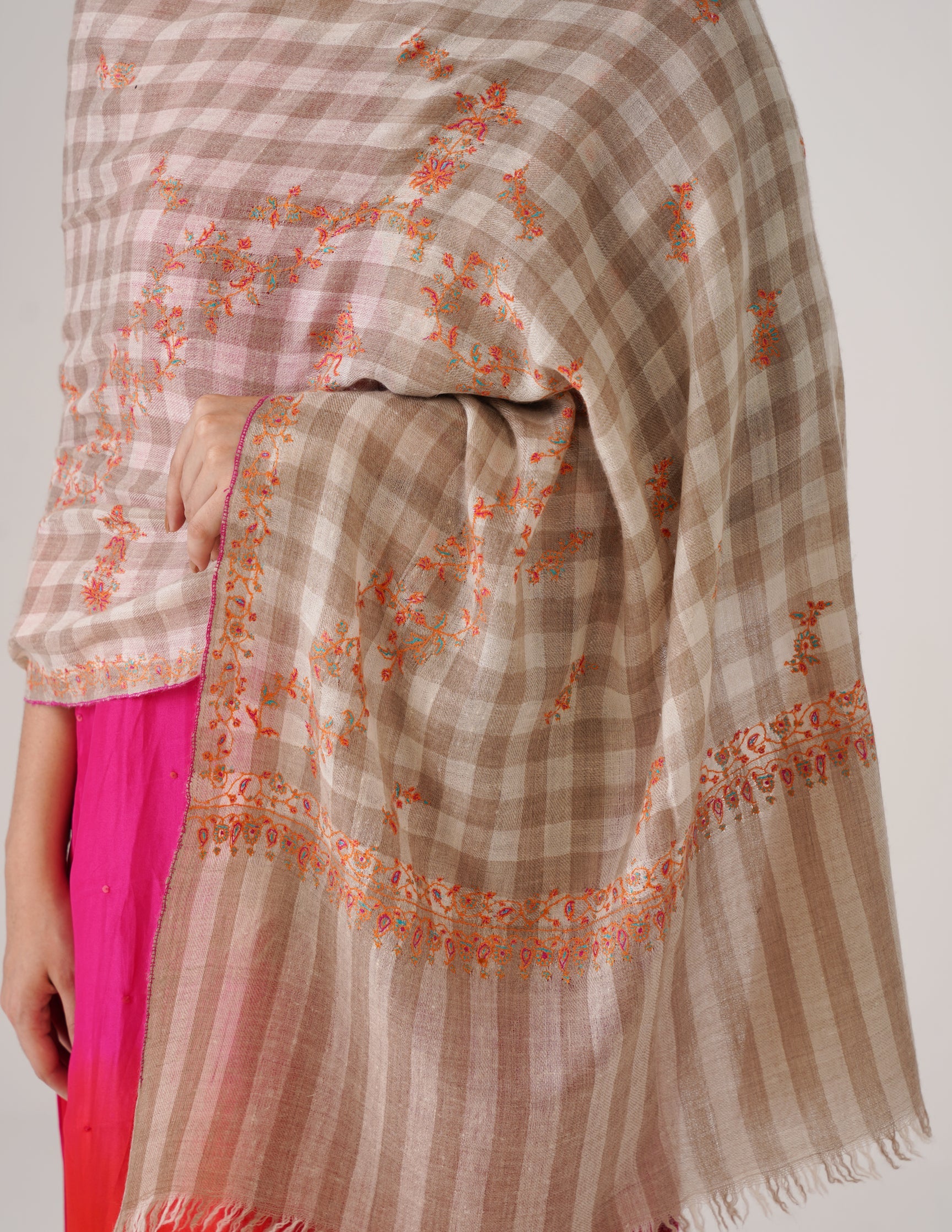 Kashmiri Handwoven Pashmina Sozni Stole Modern Checkered – Natural Undyed | Handwoven Heritage