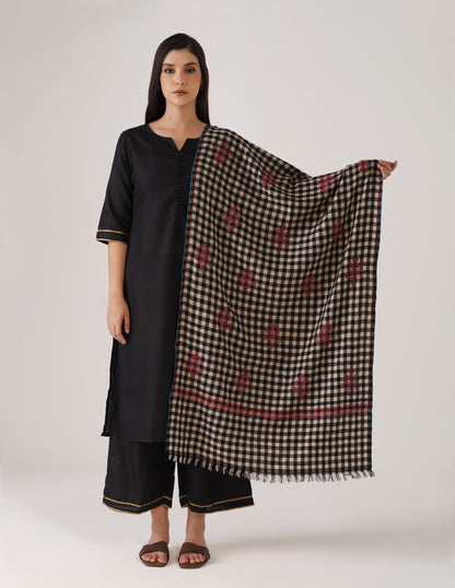 Kashmiri Handwoven Pashmina Sozni Stole Modern Check Bootidar – Black &amp; White | Handwoven Heritage