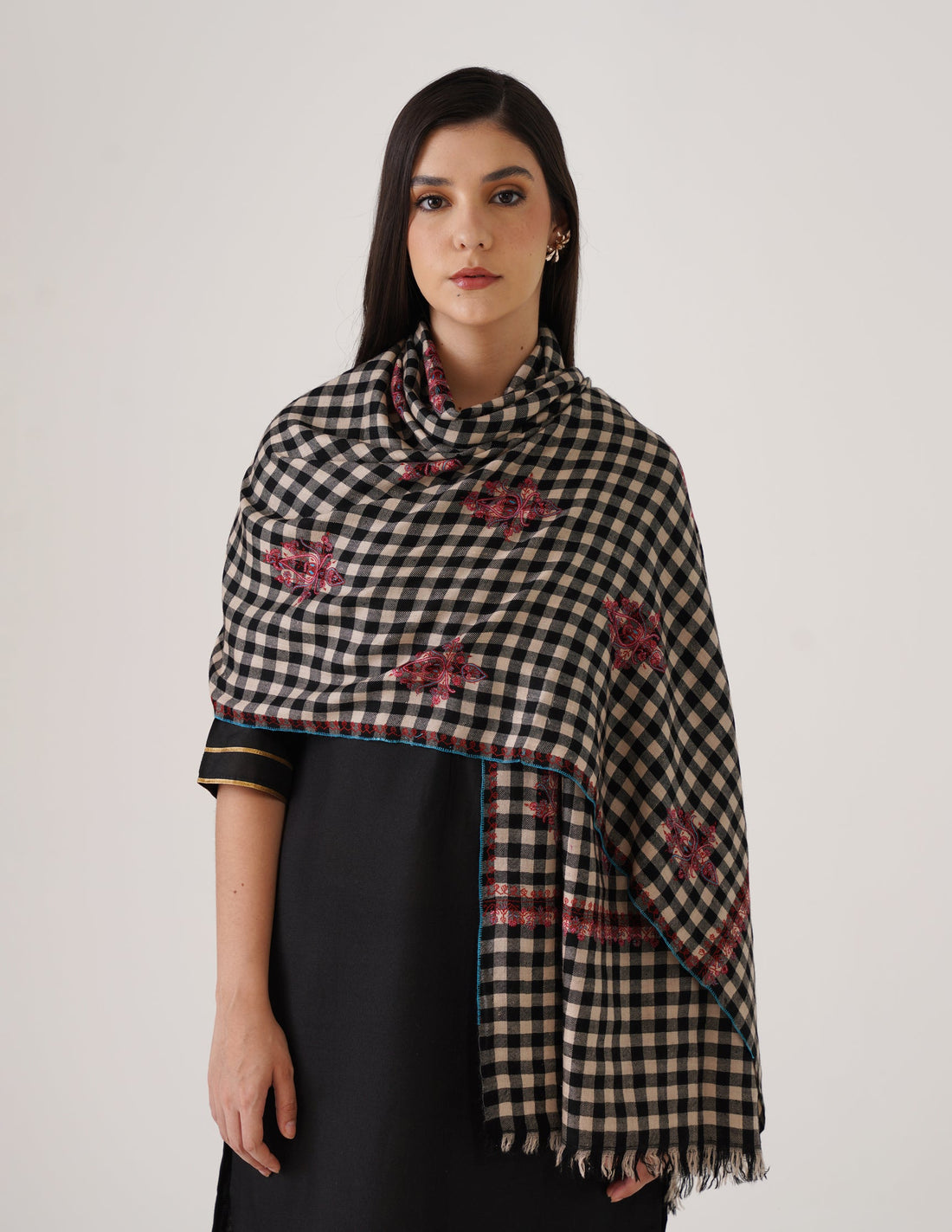 Kashmiri Handwoven Pashmina Sozni Stole Modern Check Bootidar – Black & White | Handwoven Heritage