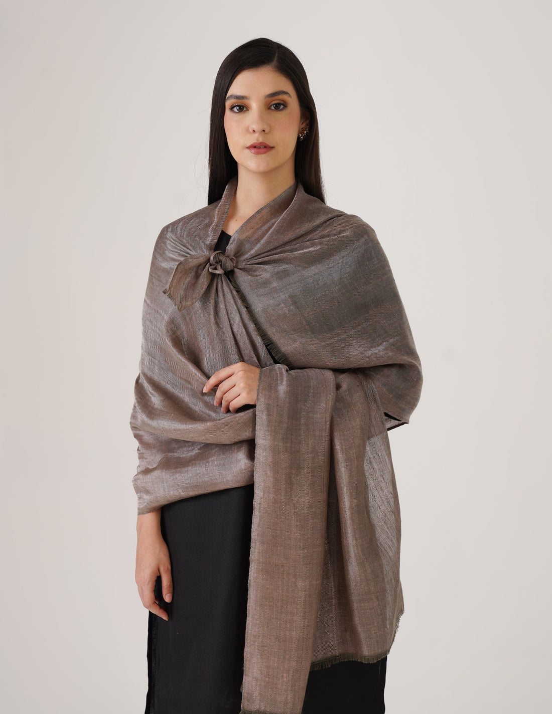 Kashmiri Handwoven Pashmina Reversible Stole – Pale Pink & Silver | Handwoven Heritage