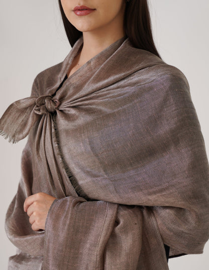 Kashmiri Handwoven Pashmina Reversible Stole – Pale Pink &amp; Silver | Handwoven Heritage
