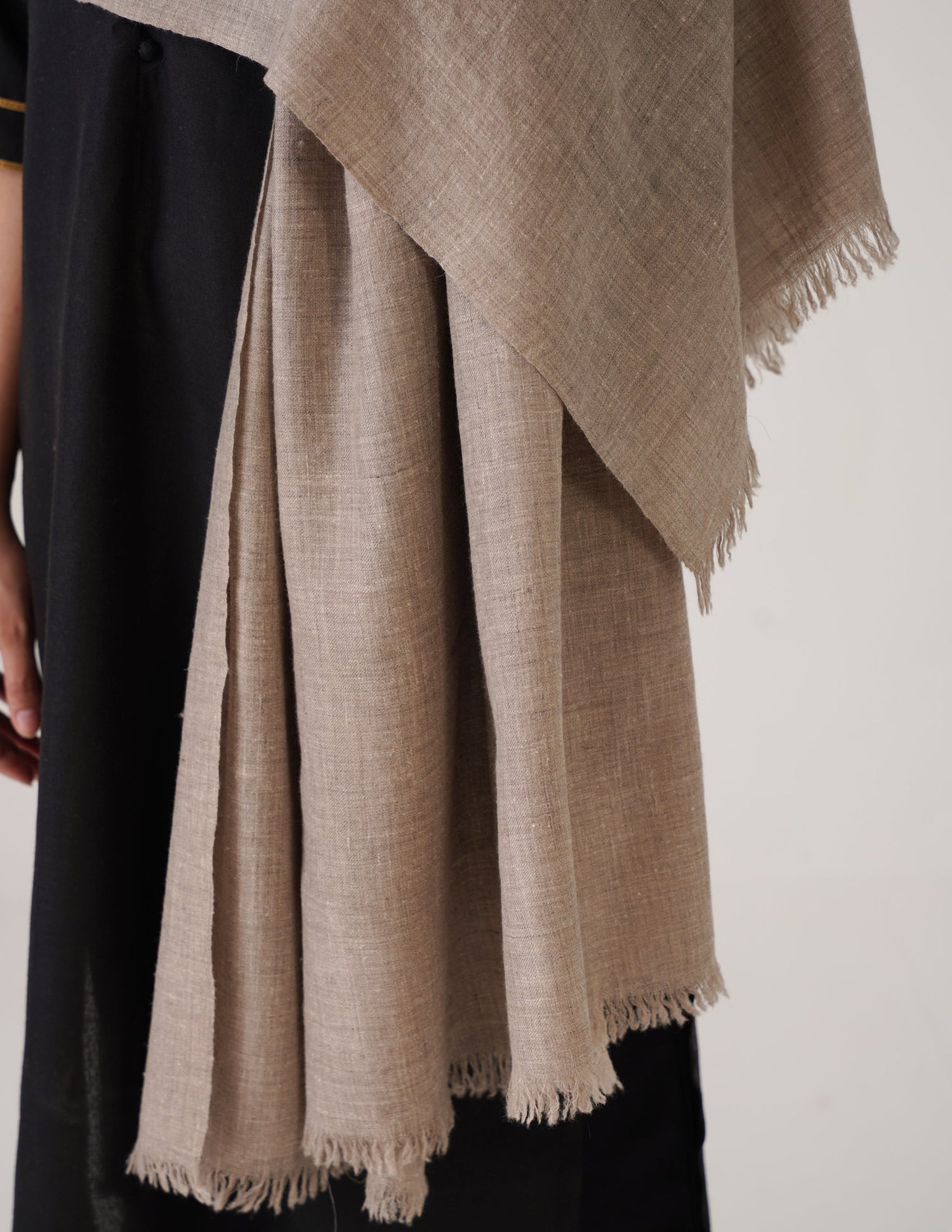 Kashmiri Handwoven Solid Cashmere Pashmina Shawl – Natural | Handwoven Heritage