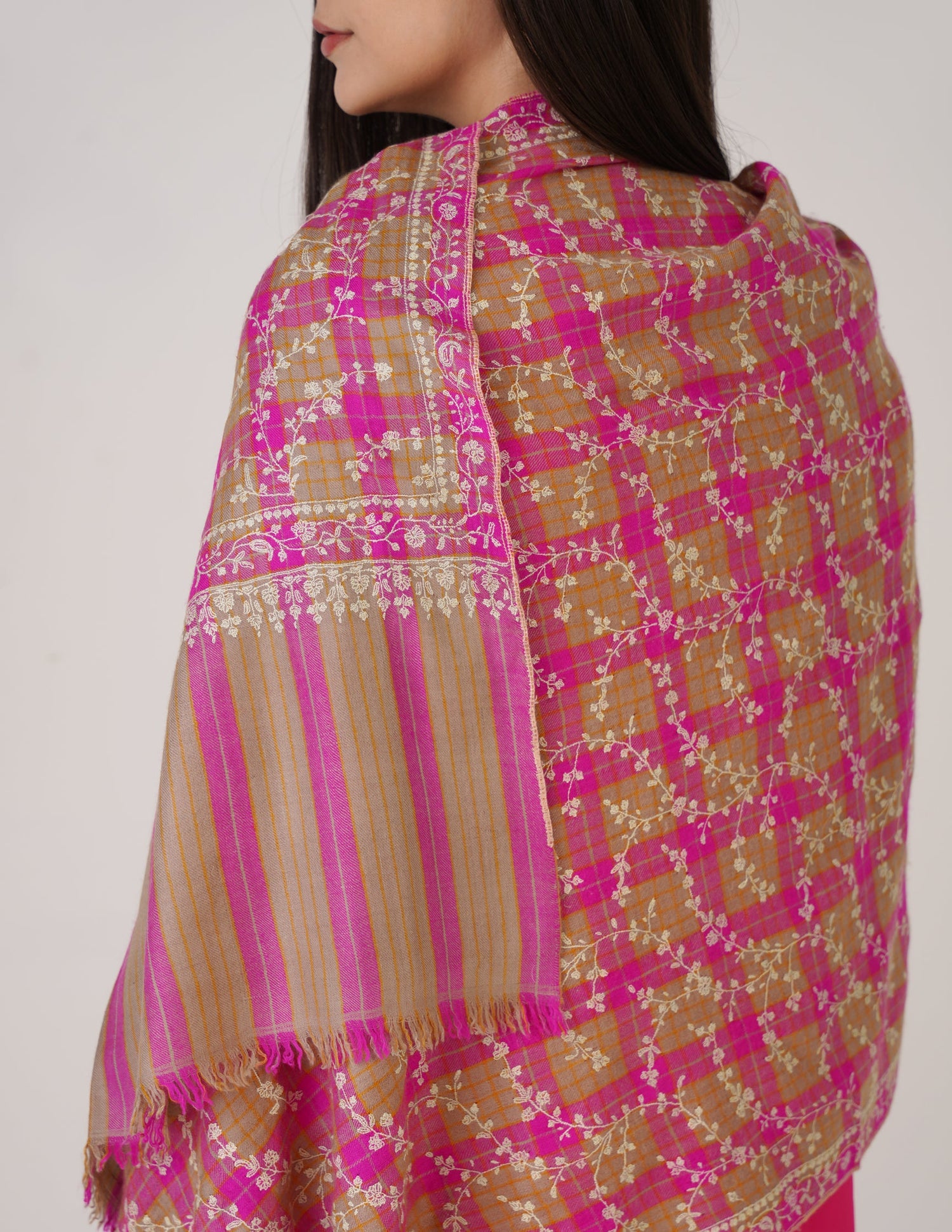 Kashmiri Handwoven Pashmina Sozni Stole Modern Jaal – Grey &amp; Purple Check | Handwoven Heritage