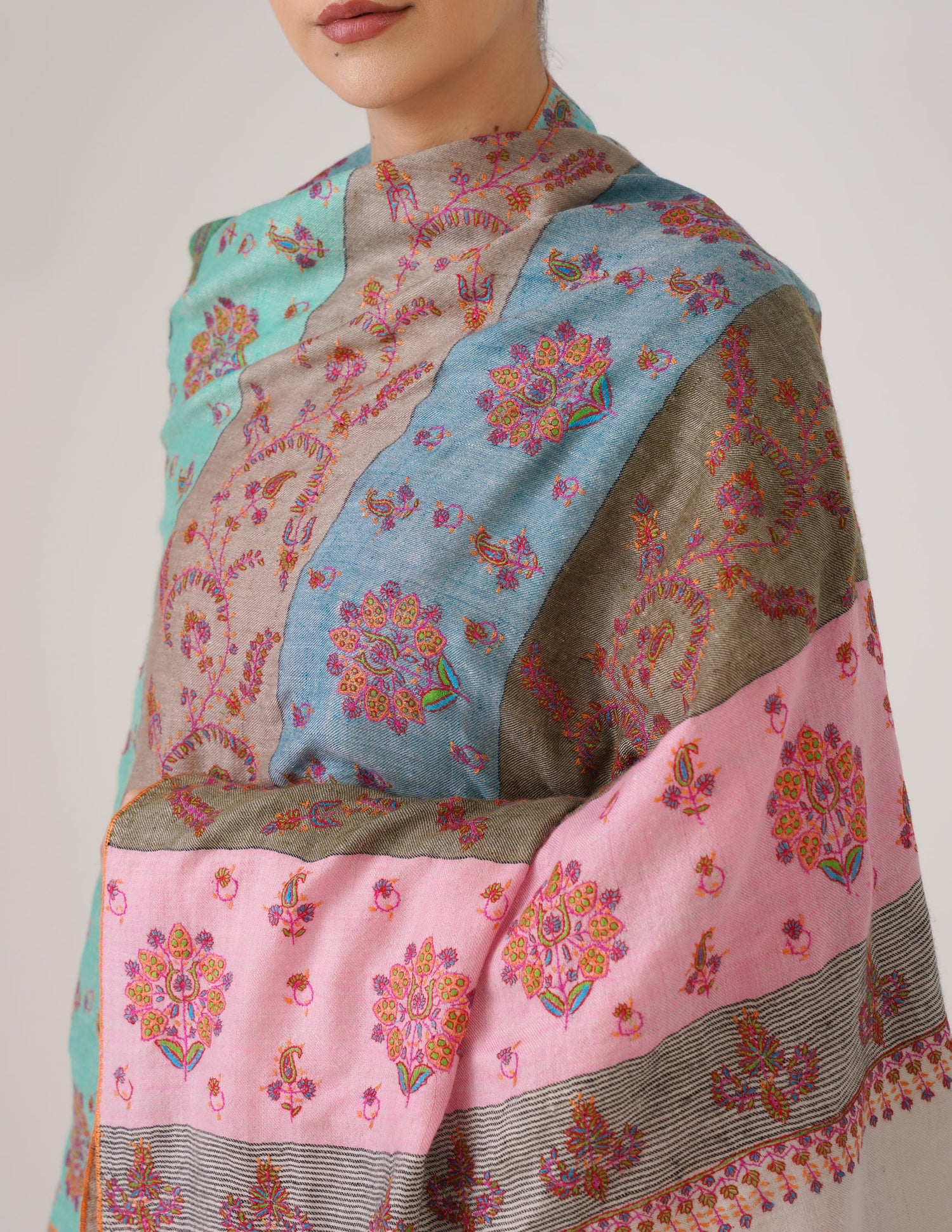 Kashmiri Handwoven Pashmina Sozni Stole Modern Stripes – Multicoloured | Handwoven Heritage