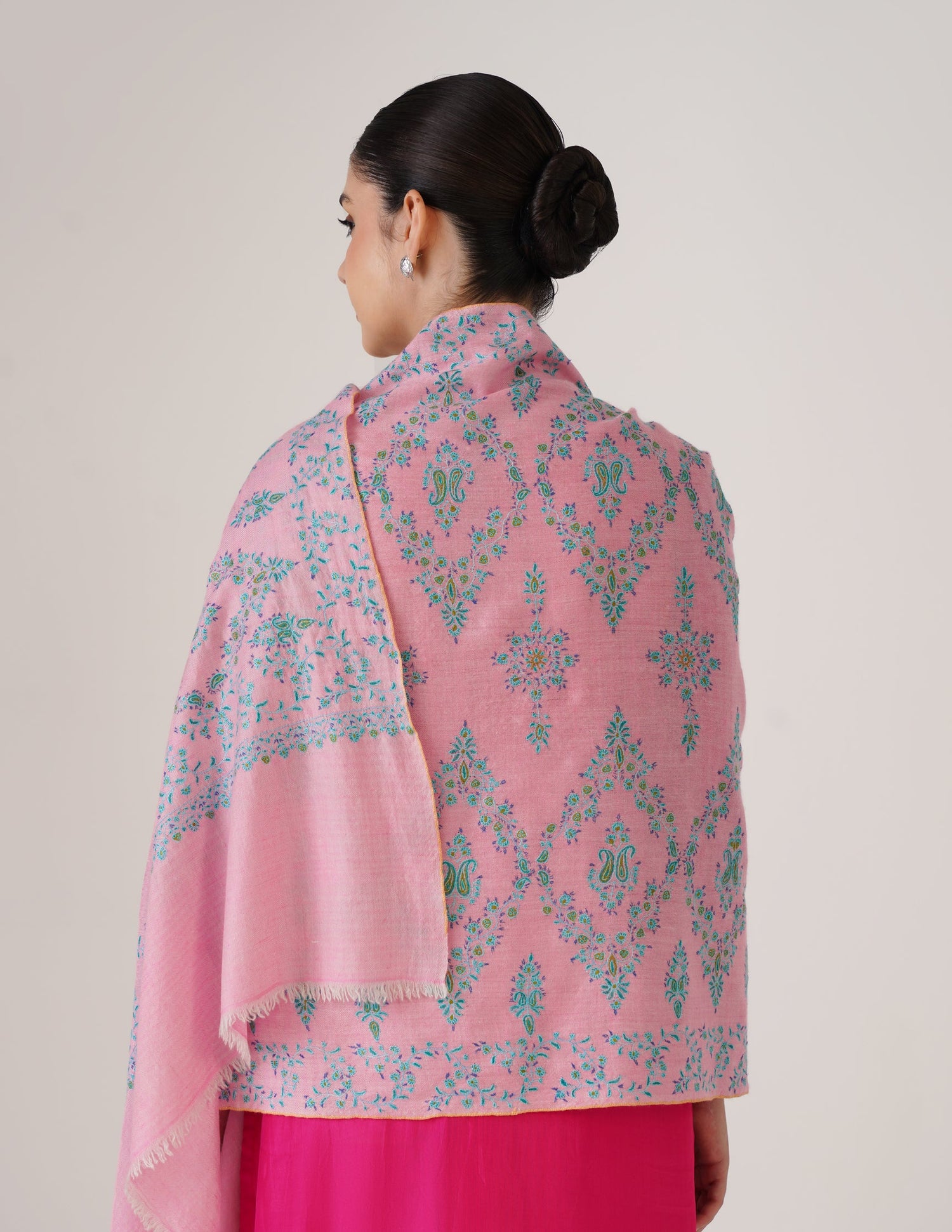 Kashmiri Handwoven Pashmina Sozni Stole Modern Design – Orchid Pink with Green Embroidery | Handwoven Heritage