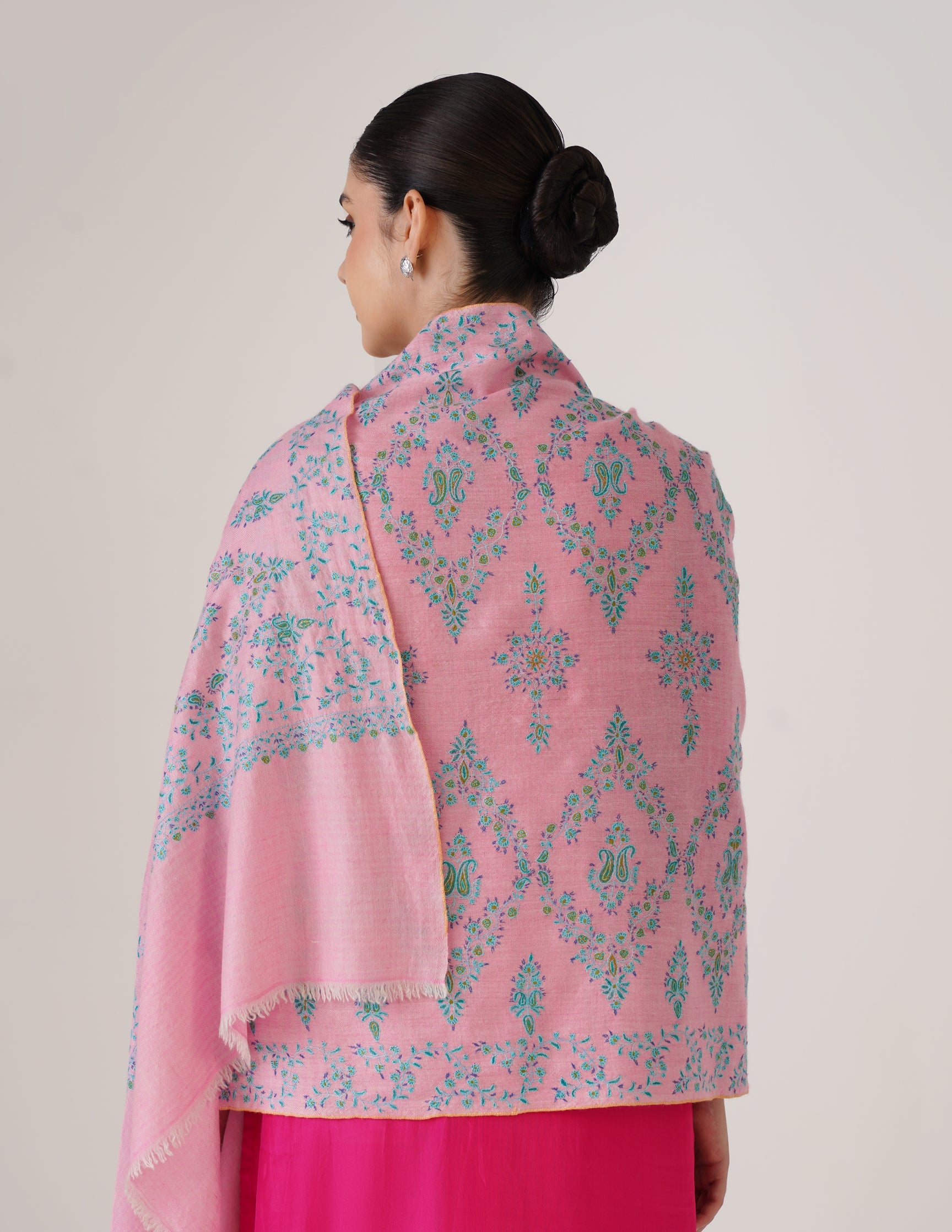 Kashmiri Handwoven Pashmina Sozni Stole Modern Design – Orchid Pink with Green Embroidery | Handwoven Heritage