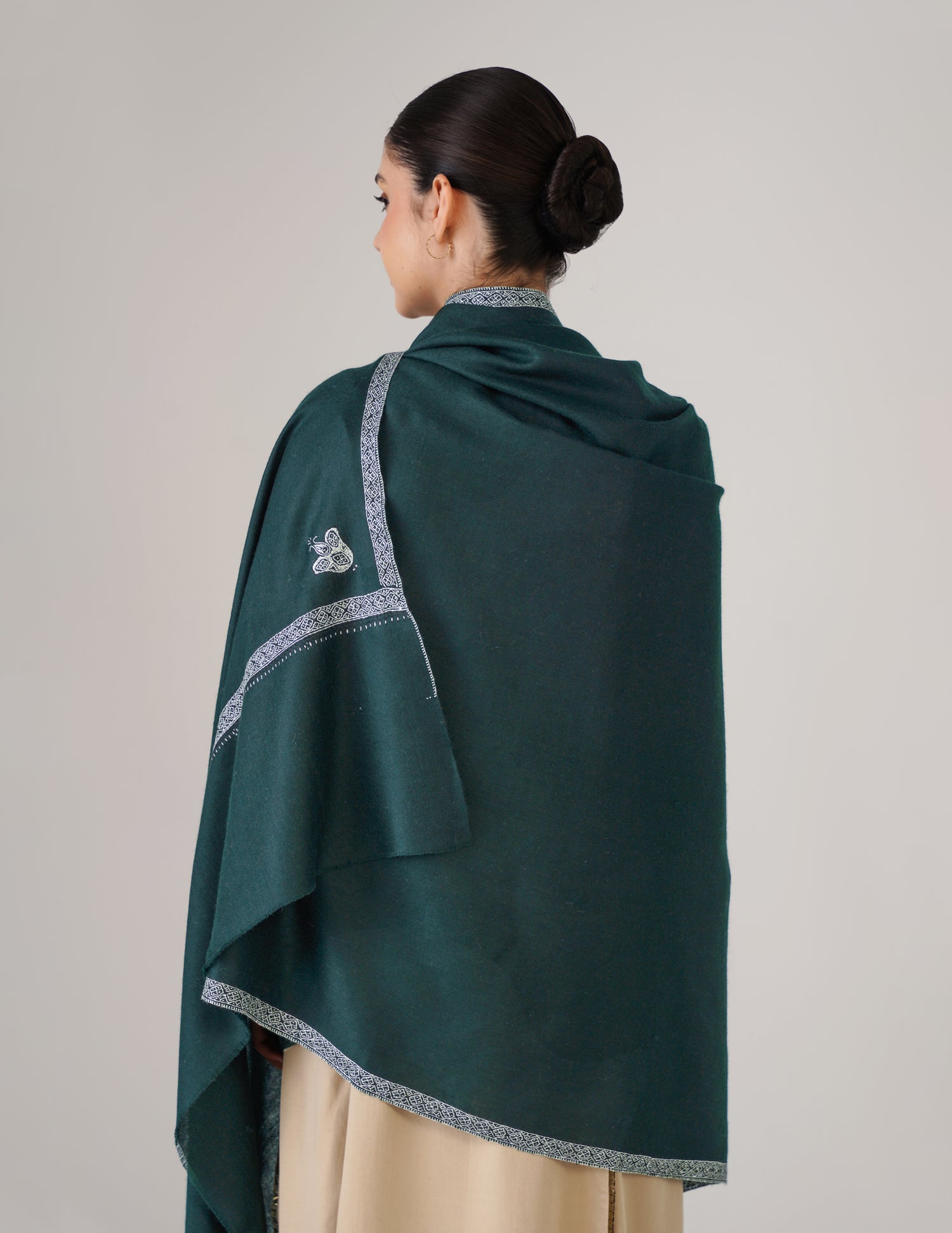 Kashmiri Handwoven Pashmina Sozni Shawl Hashidaar – Bottle Green | Light Green &amp; Black Heritage