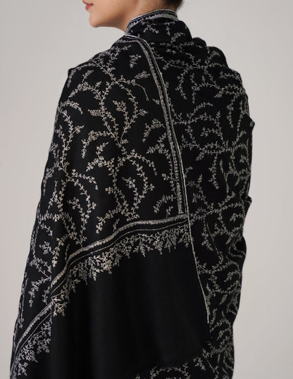 Kashmiri Handwoven Pashmina Sozni Shawl Jaalidar – Black | White Sozni Heritage - Kashmir Box