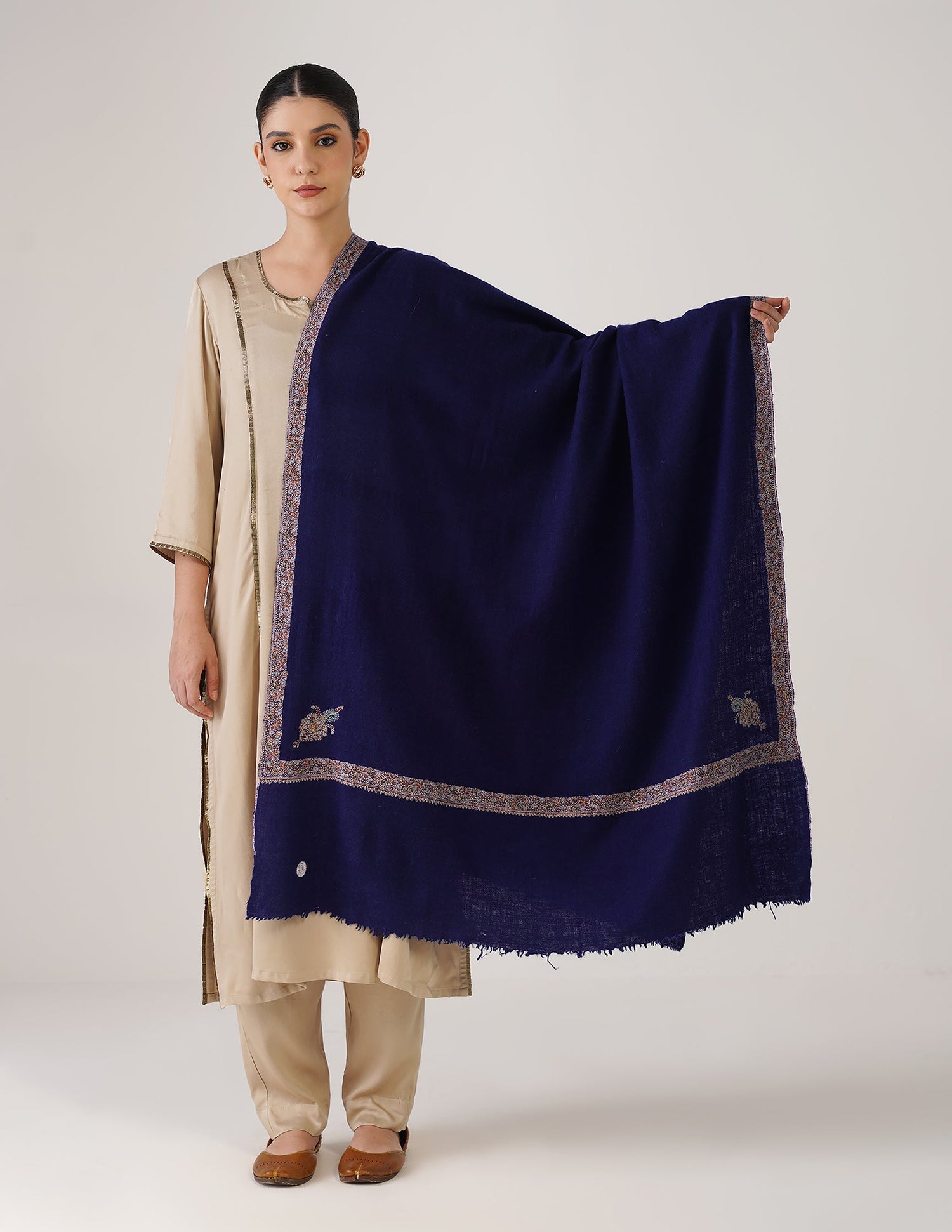 Kashmiri Handwoven Pashmina Sozni Hashidaar Shawl – Navy Blue | Luxury Heritage