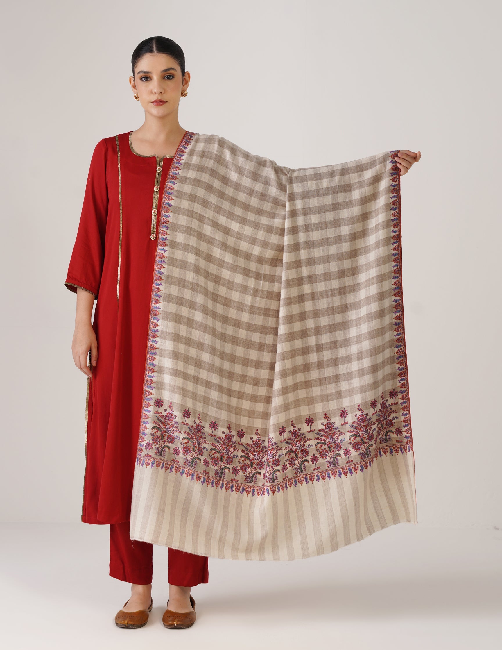 Kashmiri Handwoven Pashmina Striped Sozni Shawl Paldaar – White | Handwoven Heritage