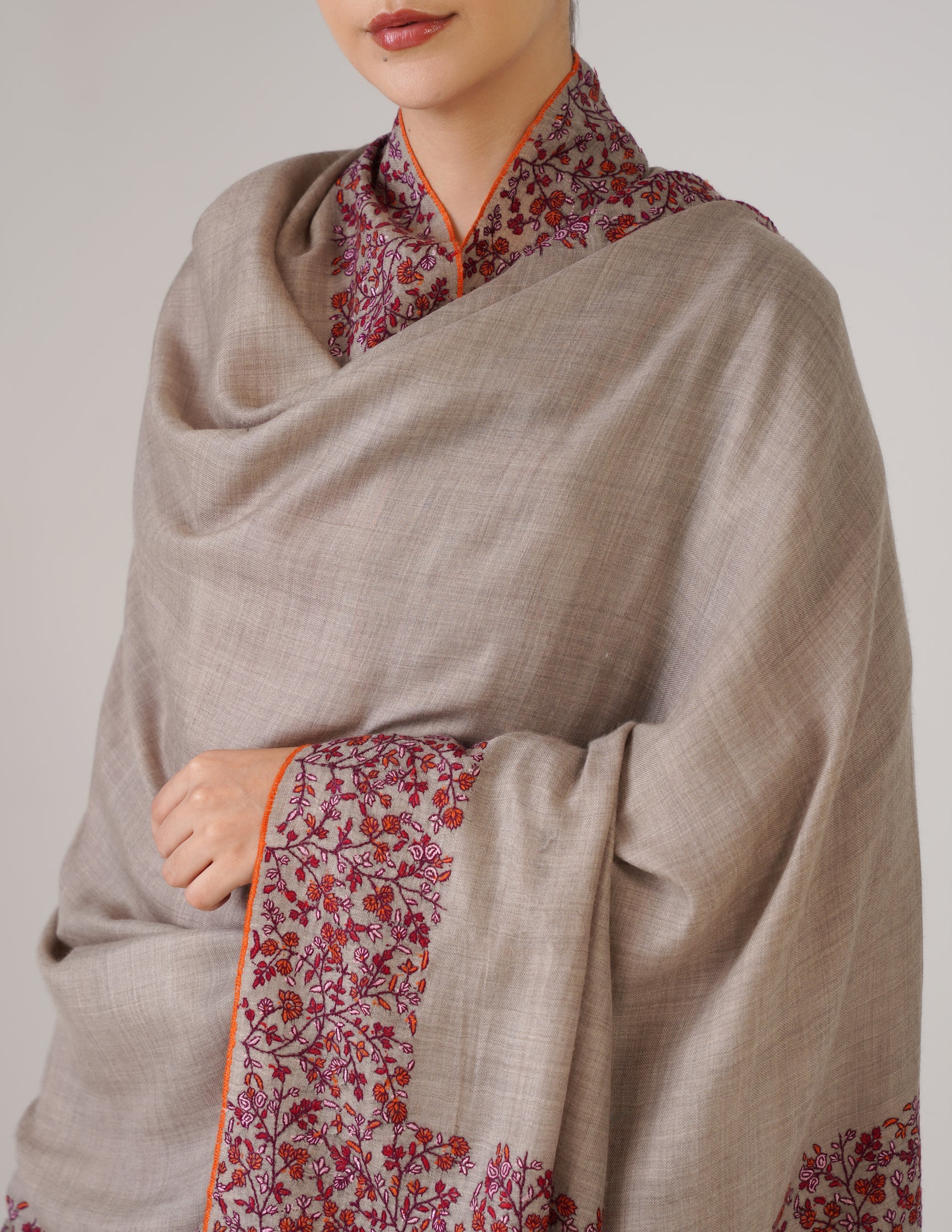 Kashmiri Handwoven Pashmina Sozni Shawl Paldaar – Grey | Multicolour Heritage - Kashmir Box