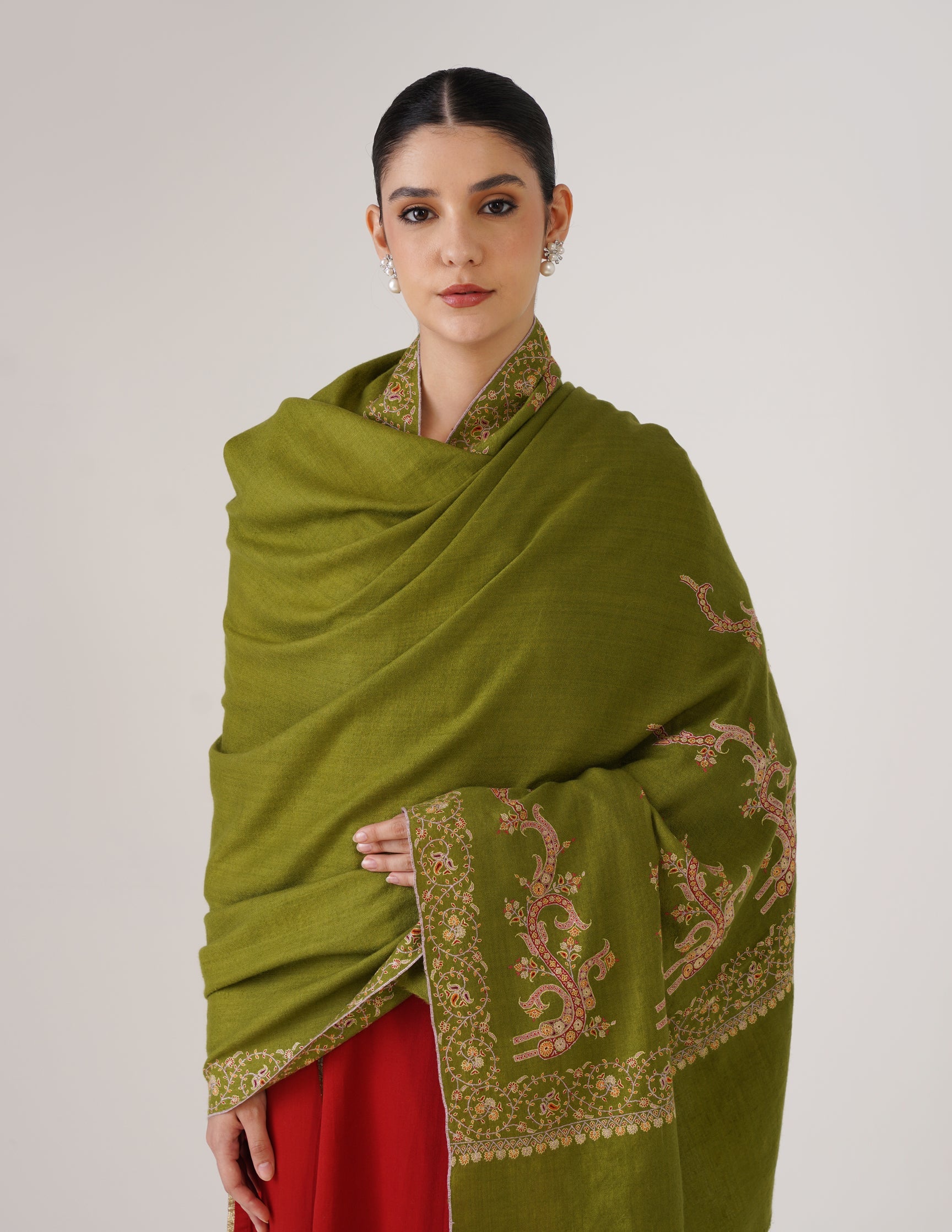Kashmiri Handwoven Pashmina Sozni Shawl Paldaar – Mehendi Green | Handwoven Heritage