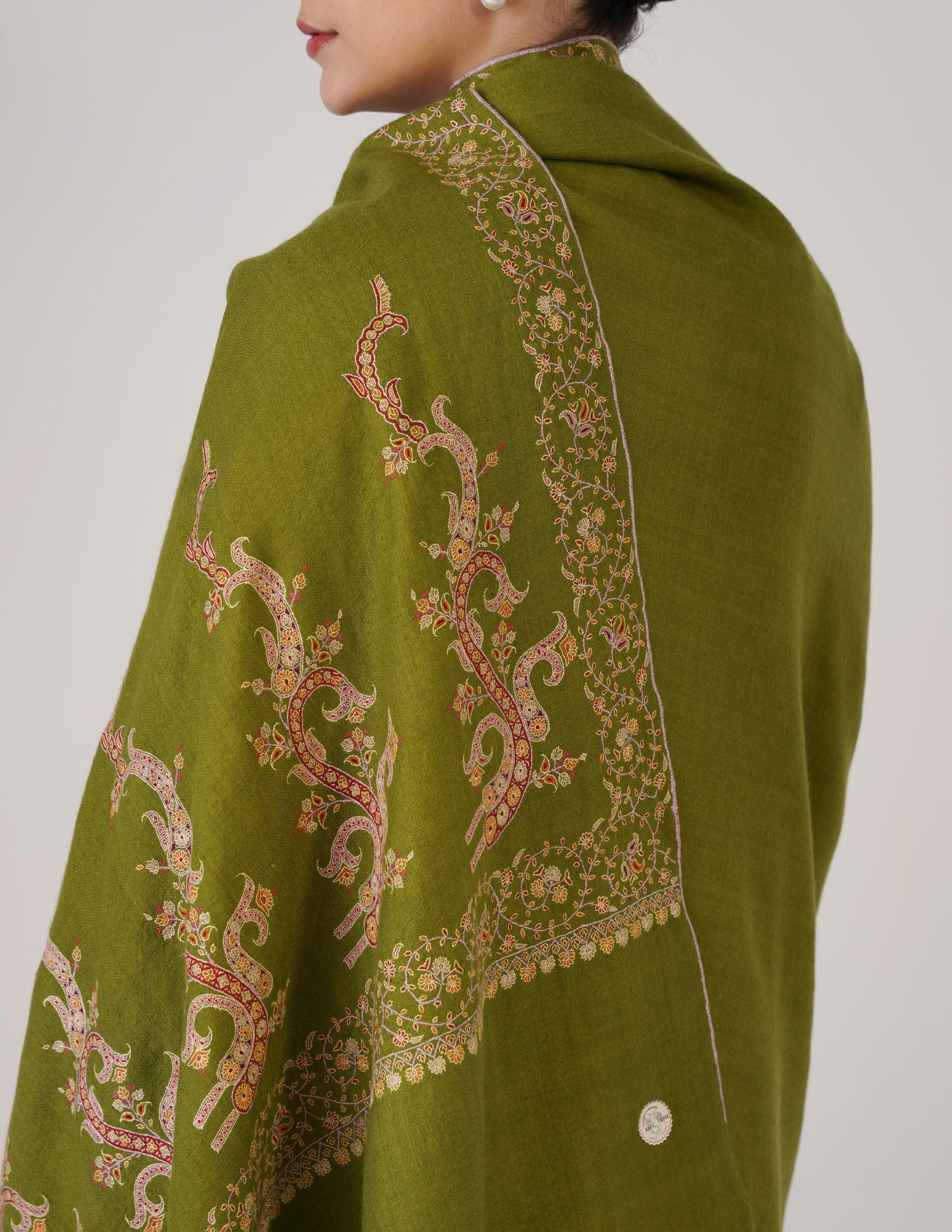 Kashmiri Handwoven Pashmina Sozni Shawl Paldaar – Mehendi Green | Handwoven Heritage
