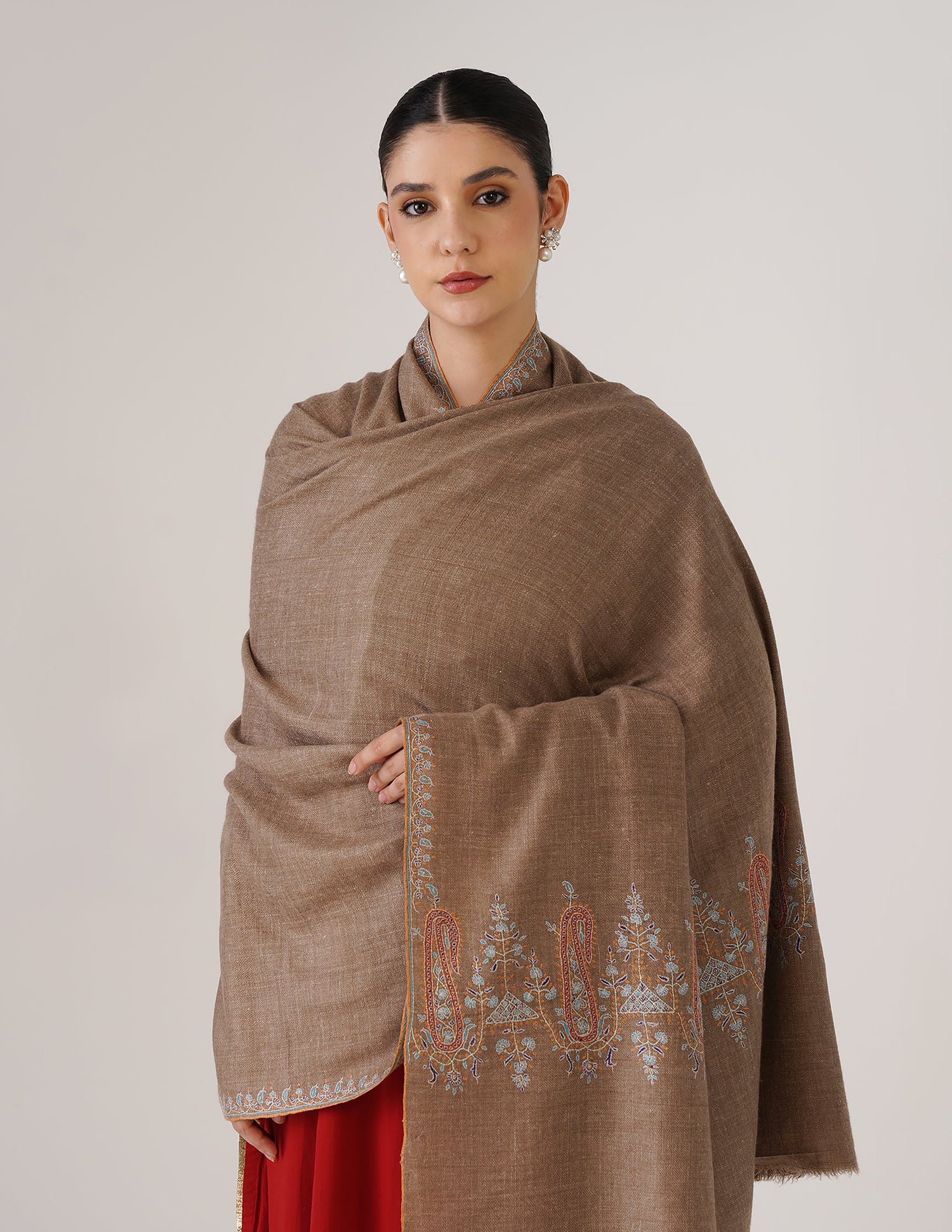 Kashmiri Handwoven Pashmina Sozni Shawl Paldaar – Natural | Handwoven Heritage
