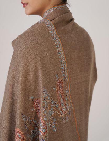 Kashmiri Handwoven Pashmina Sozni Shawl Paldaar – Natural | Handwoven Heritage
