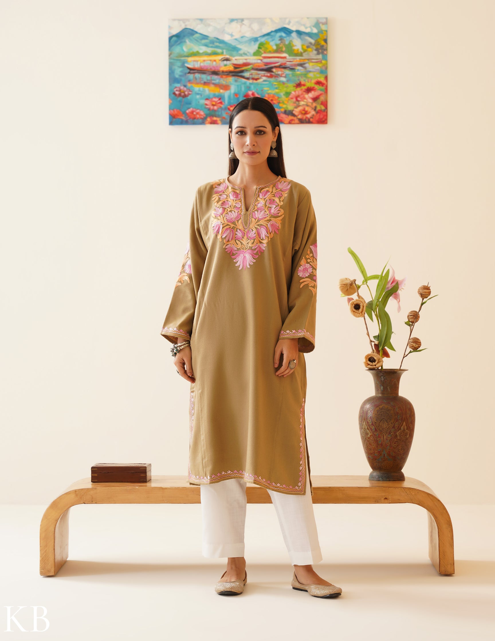 Rang-e-Khizan Lotus Graced Aari Brown Phiran