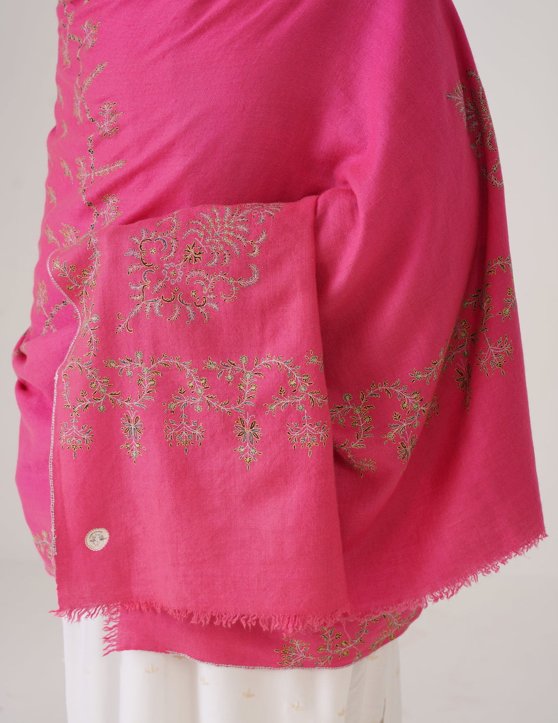 Kashmiri Handwoven Pashmina Sozni Shawl Doredaar – Pink | Handwoven Heritage