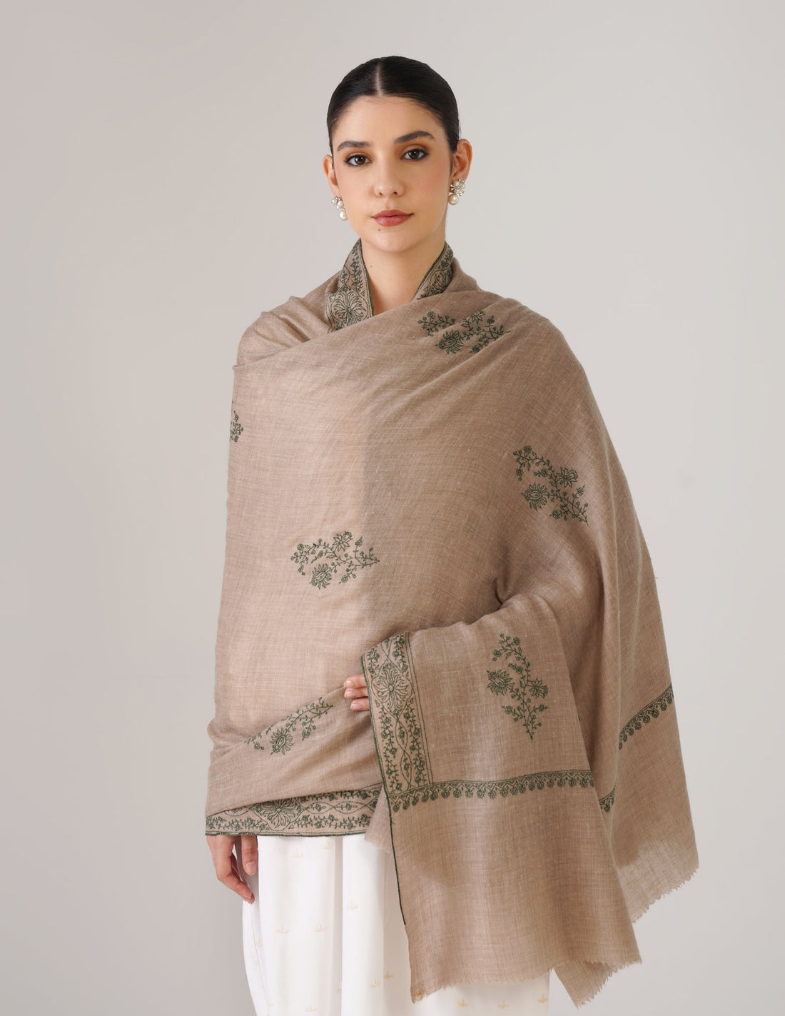 Kashmiri Handwoven Pashmina Sozni Shawl Hashidaar – Natural | Green Heritage - Kashmir Box