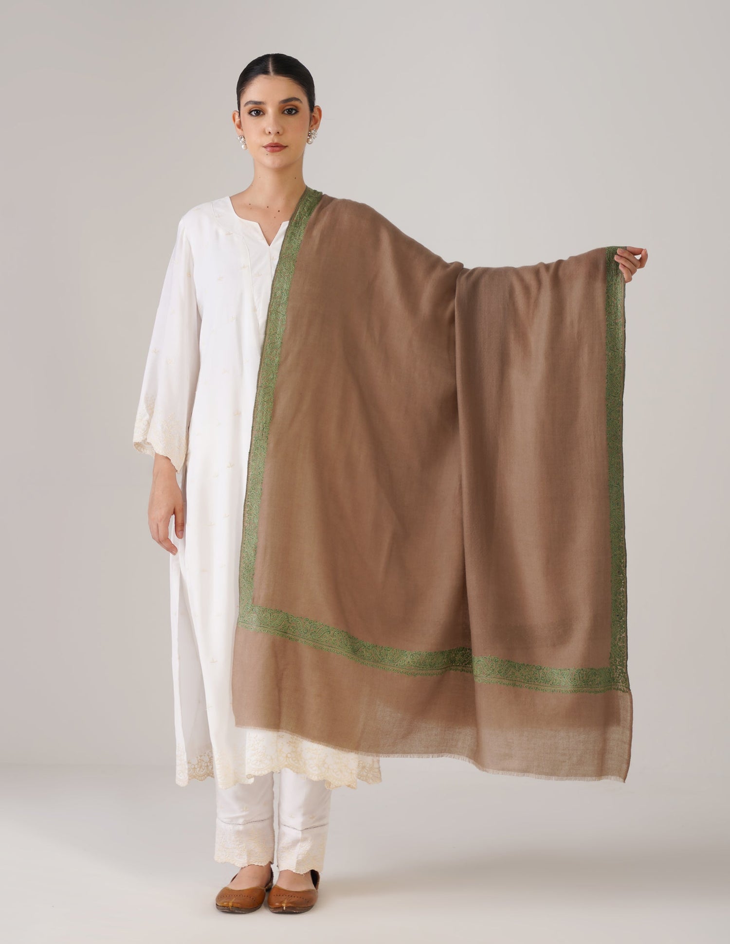 Kashmiri Handwoven Pashmina Sozni Shawl Doredaar – Natural Brown | Green Heritage - Kashmir Box