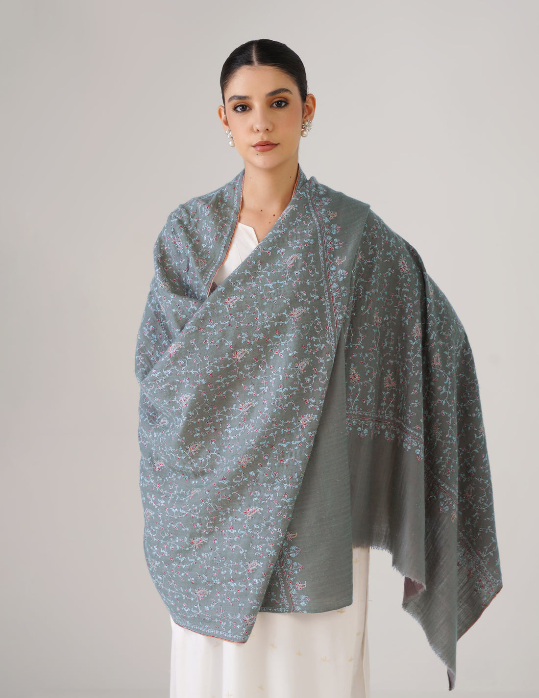 Kashmiri Handwoven Pashmina Sozni-Tilla Shawl – Olive Green | Heritage Luxury