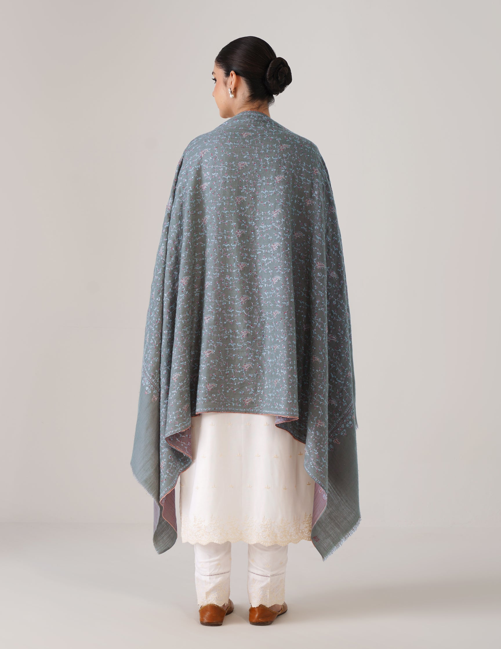 Kashmiri Handwoven Pashmina Sozni-Tilla Shawl – Olive Green | Heritage Luxury