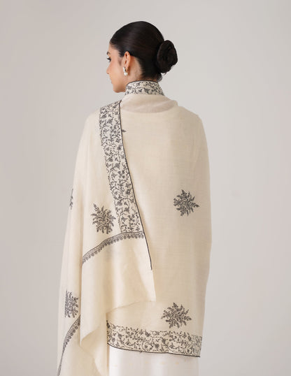 Kashmiri Handwoven Pashmina Sozni Shawl Bootidar – Off White | Black Heritage - Kashmir Box