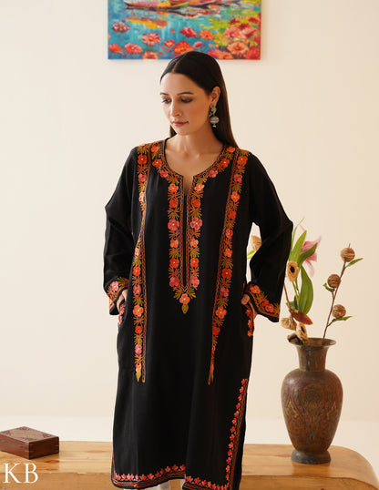 Rang-e-Khizan Classic Black Orchid Aari Phiran